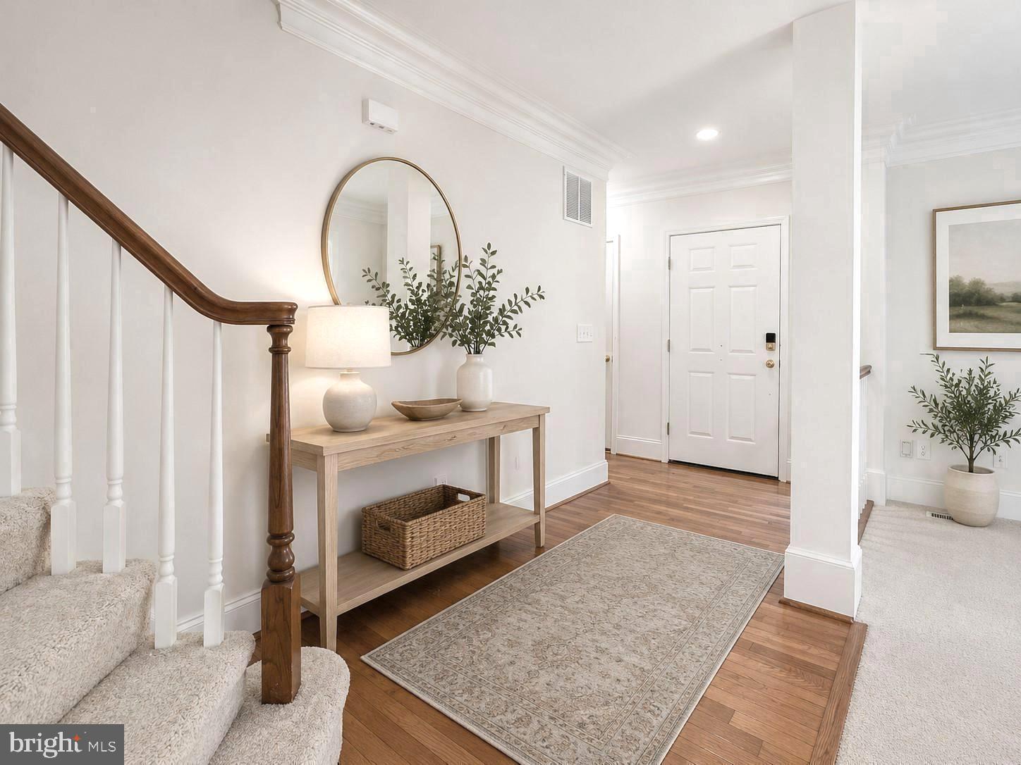 COLLEGE HILLS - Residential