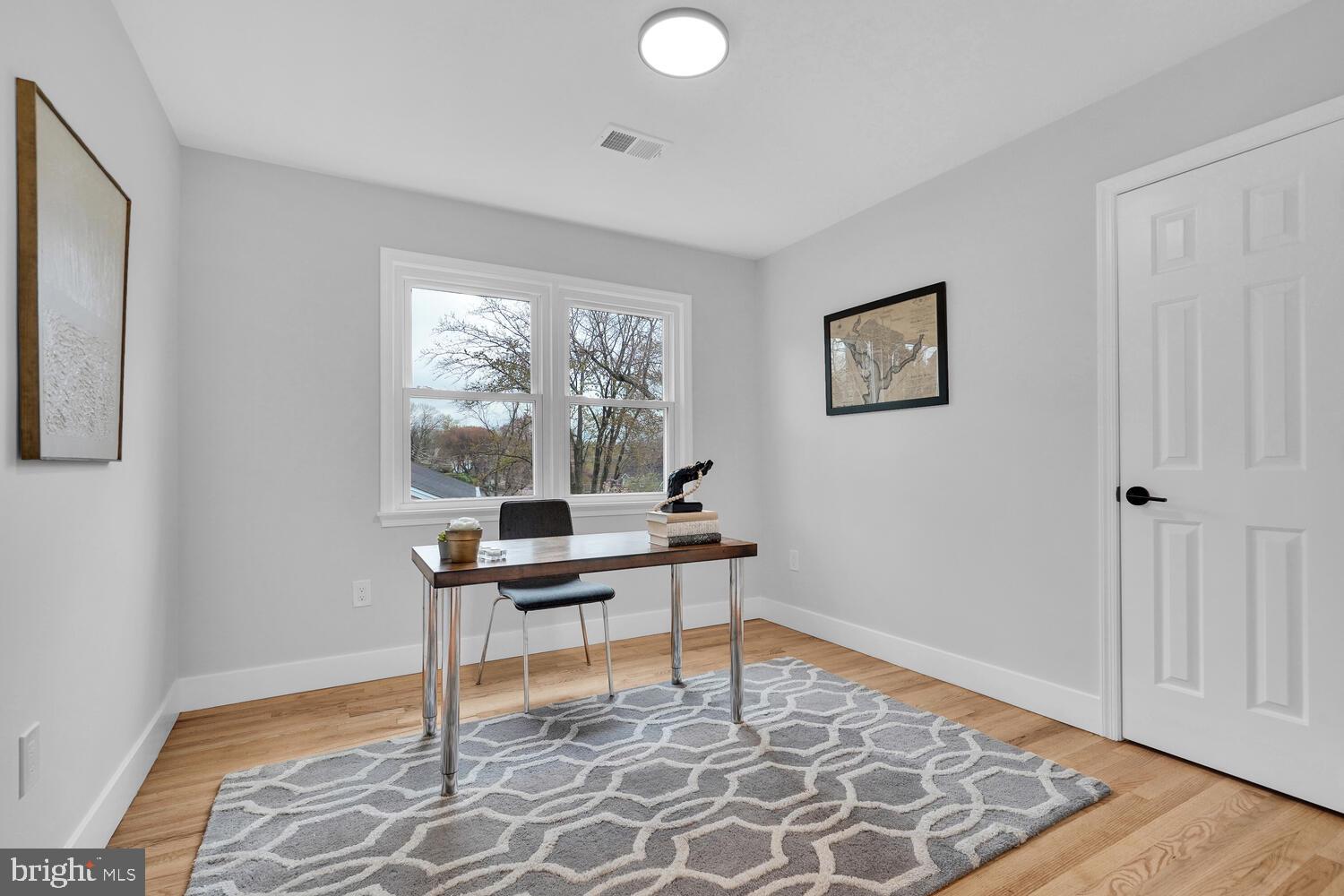 OAKVIEW - Residential