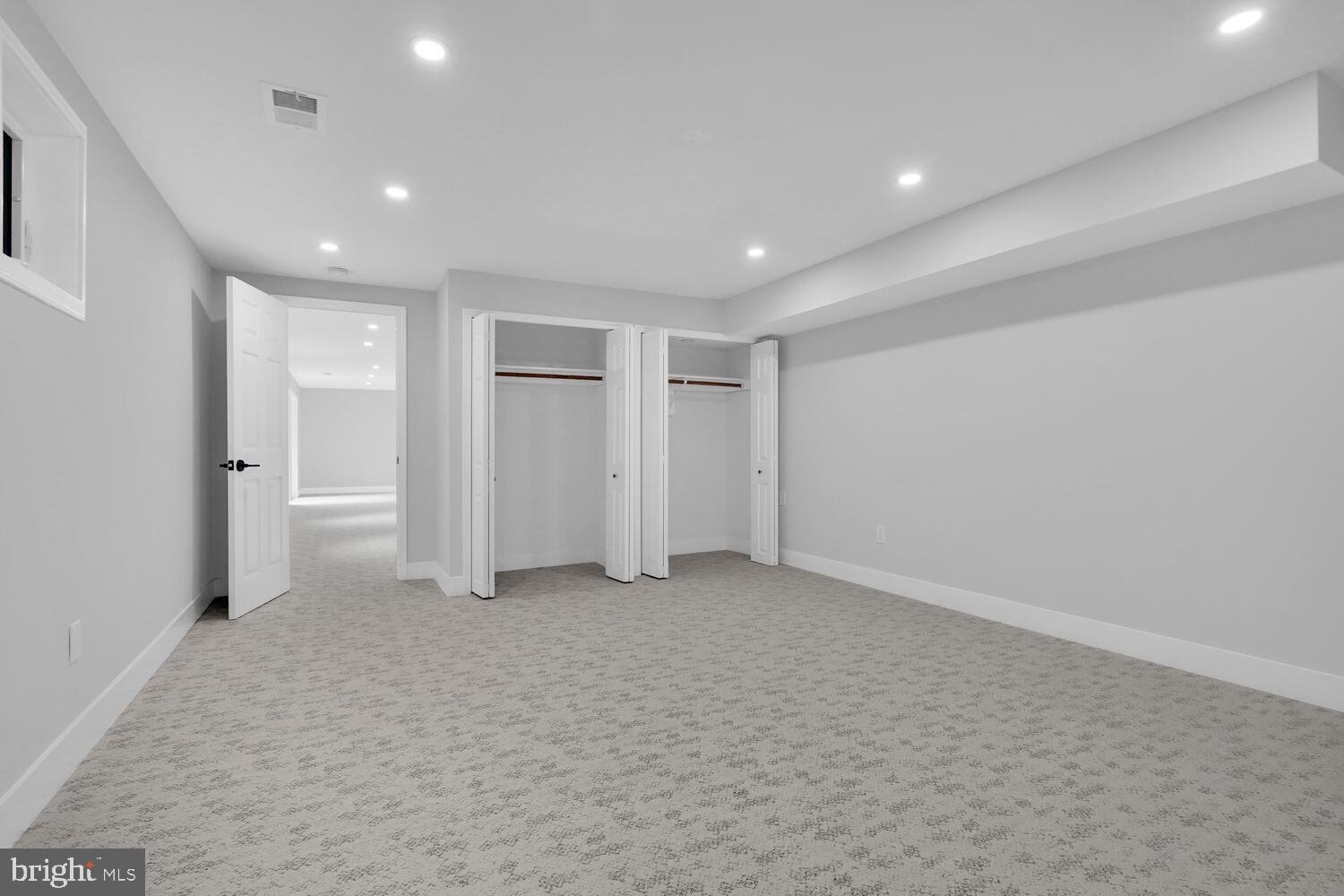 OAKVIEW - Residential