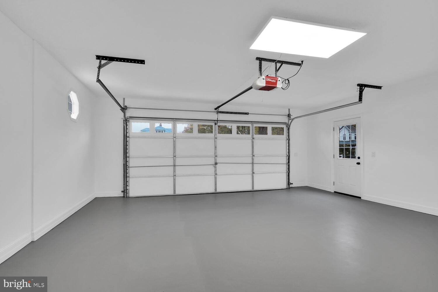 OAKVIEW - Residential