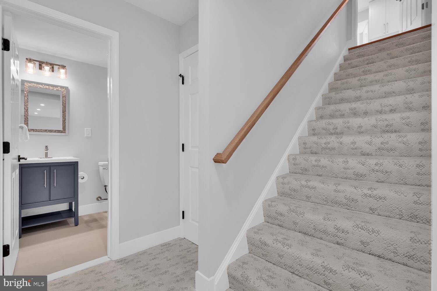 OAKVIEW - Residential