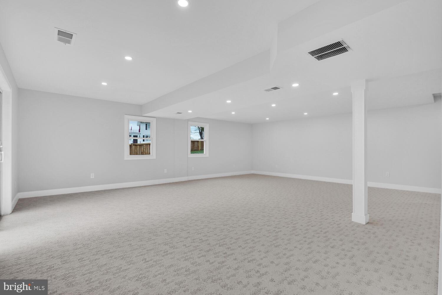 OAKVIEW - Residential