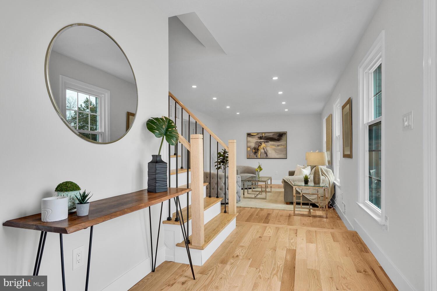 OAKVIEW - Residential