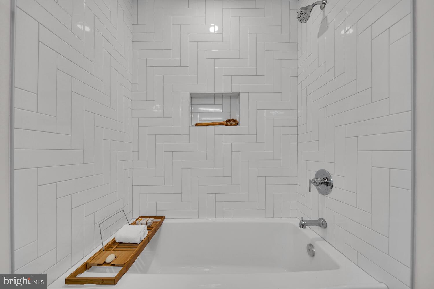 OAKVIEW - Residential