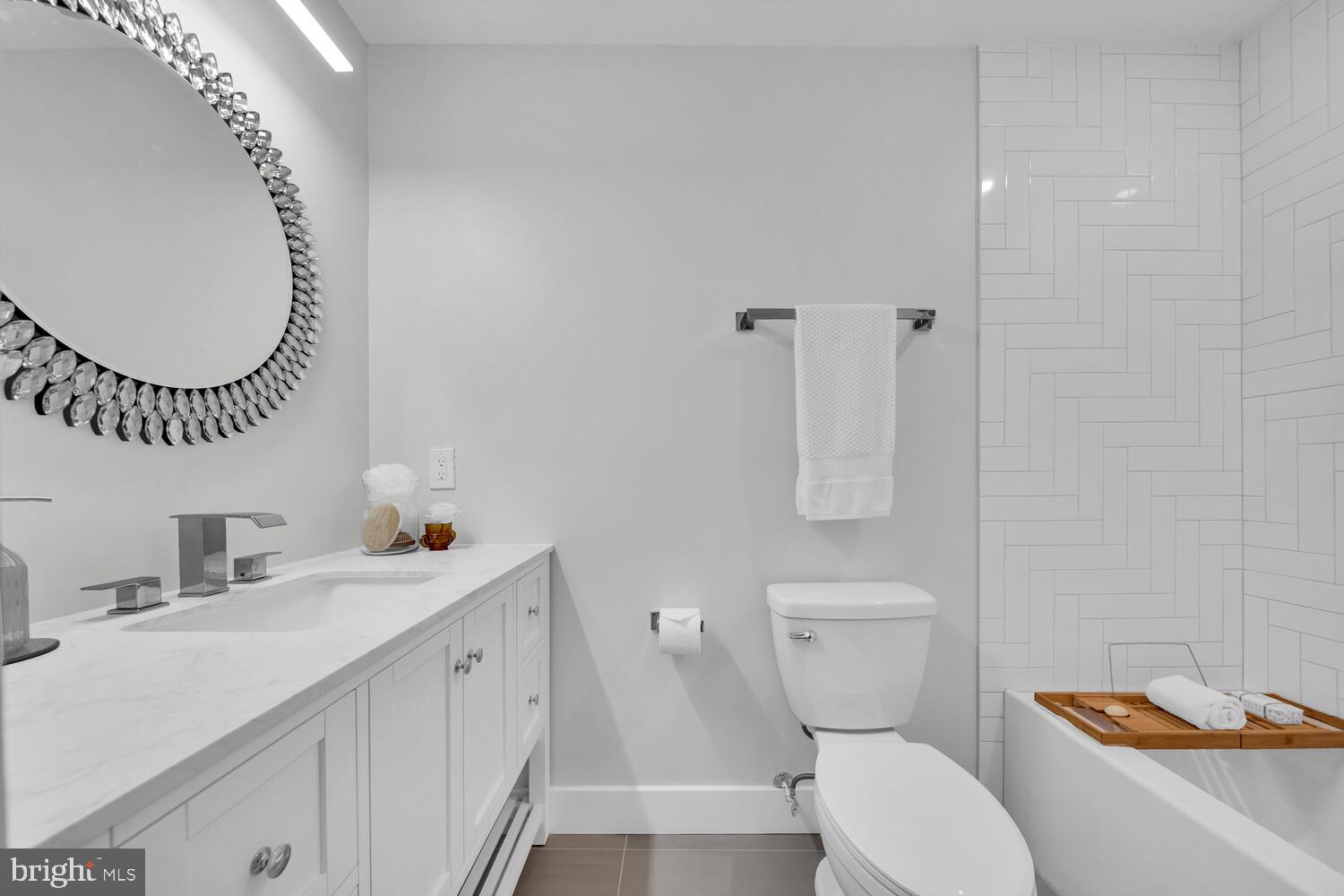 OAKVIEW - Residential