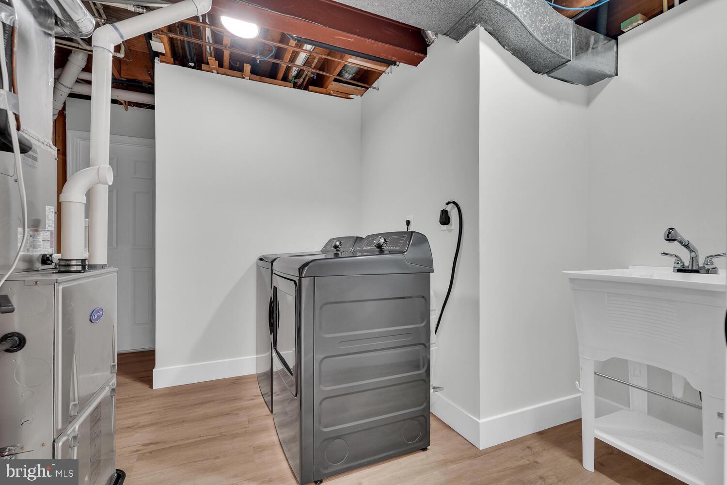 OAKVIEW - Residential