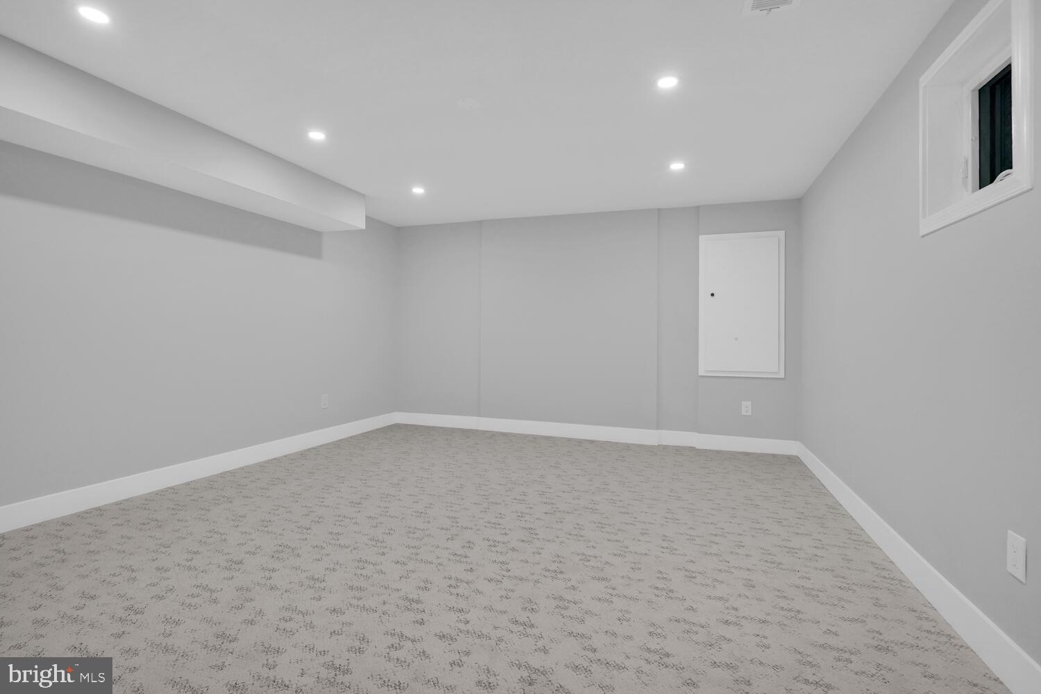 OAKVIEW - Residential