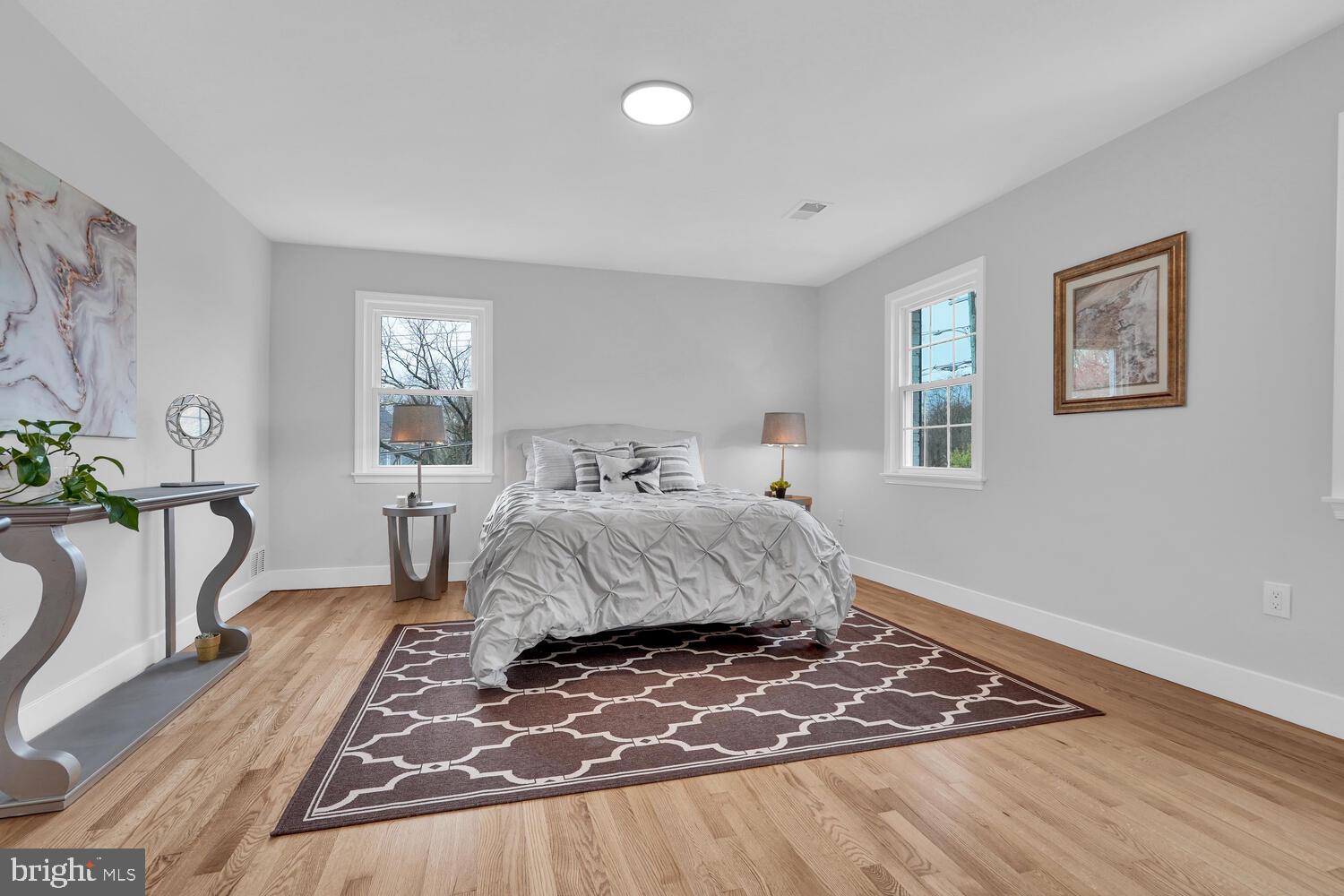 OAKVIEW - Residential