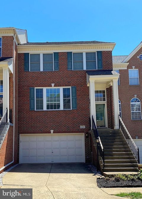46123 GENEVA TERRACE STERLING VA 20165