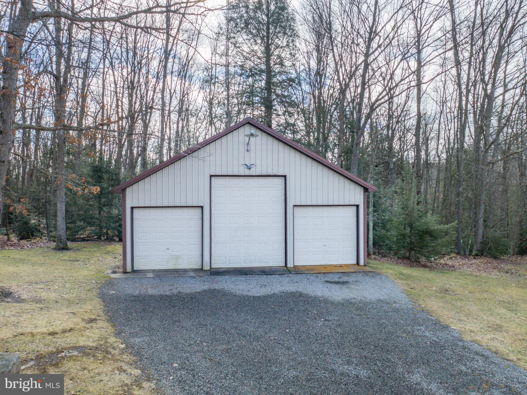 DEEP CREEK - Residential