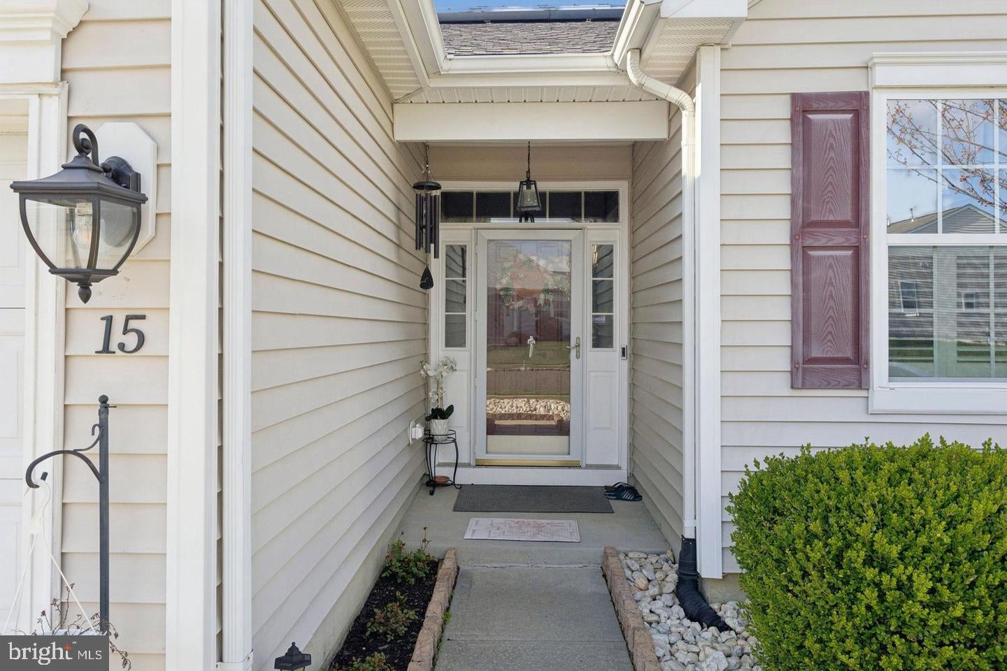 15 FAIRFIELD DRIVE