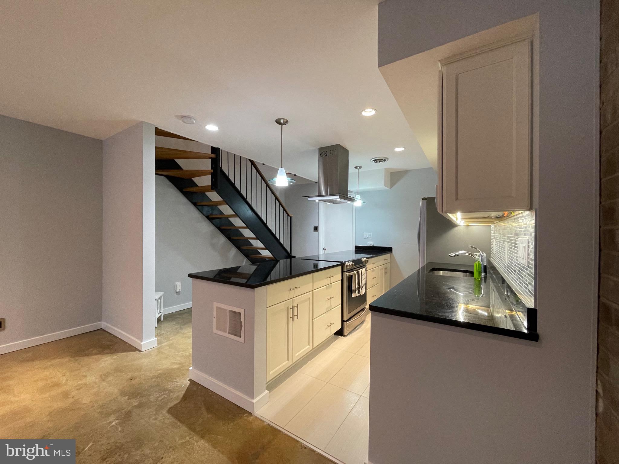 SW WATERFRONT - Residential Lease