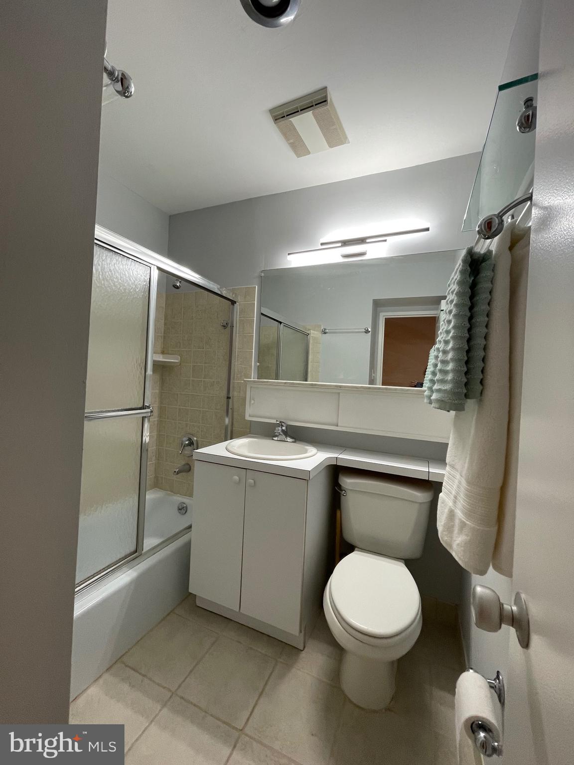 SW WATERFRONT - Residential Lease