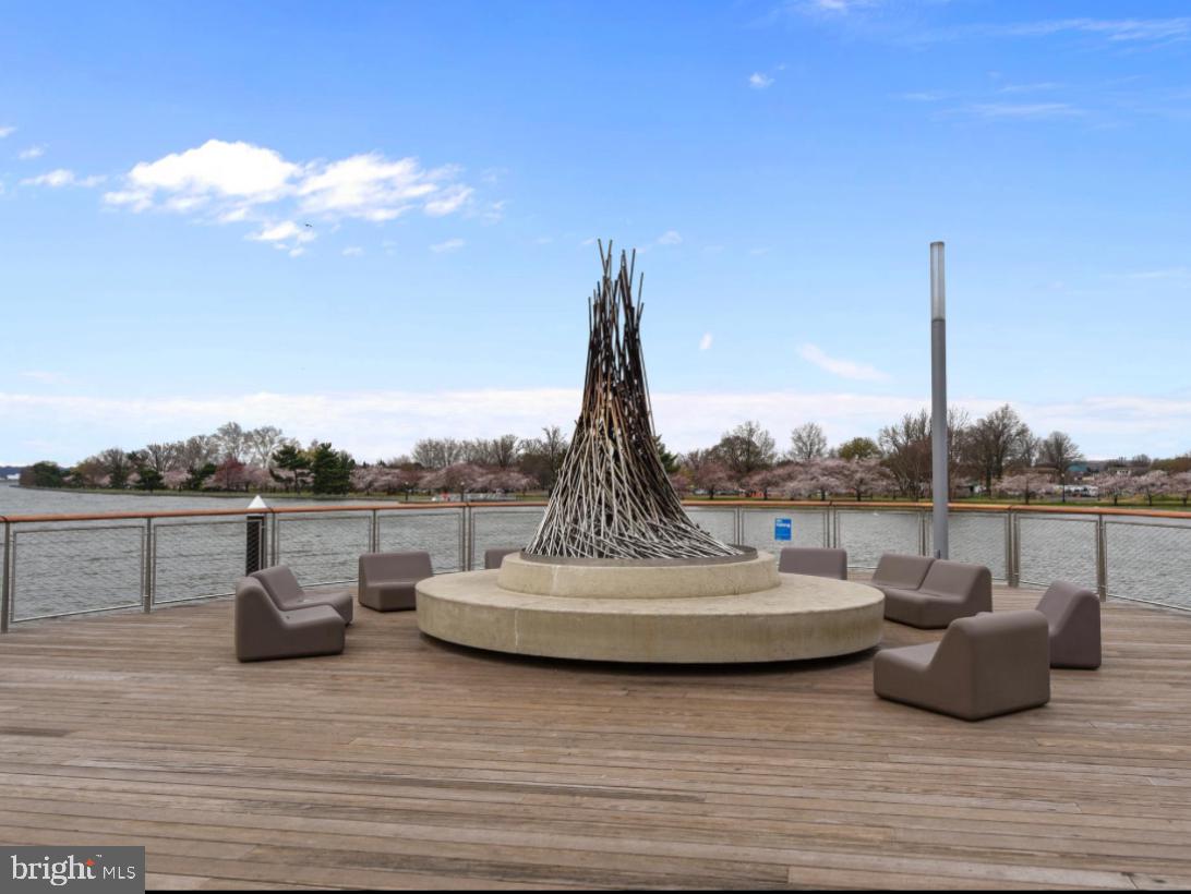 SW WATERFRONT - Residential Lease