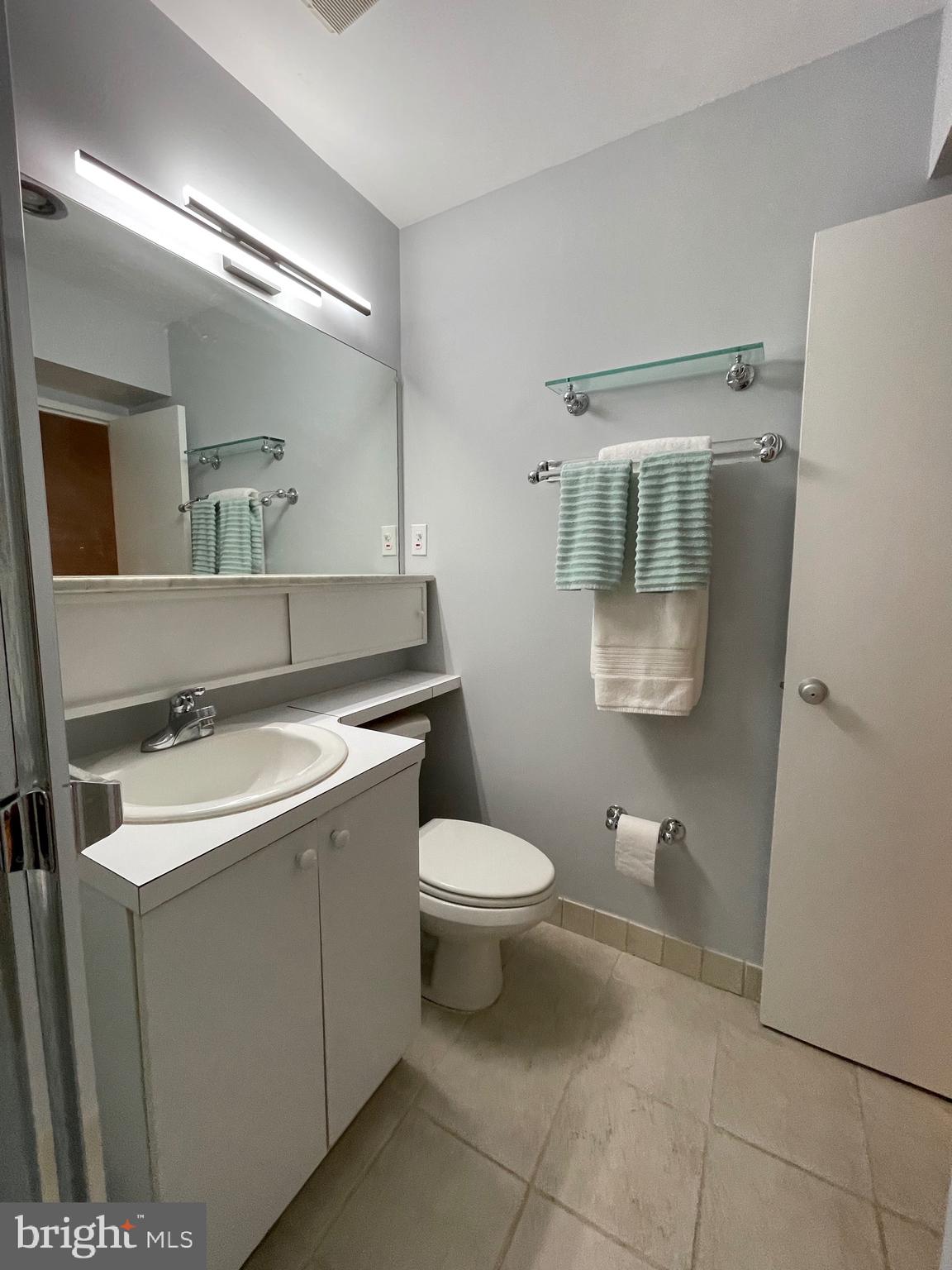 SW WATERFRONT - Residential Lease