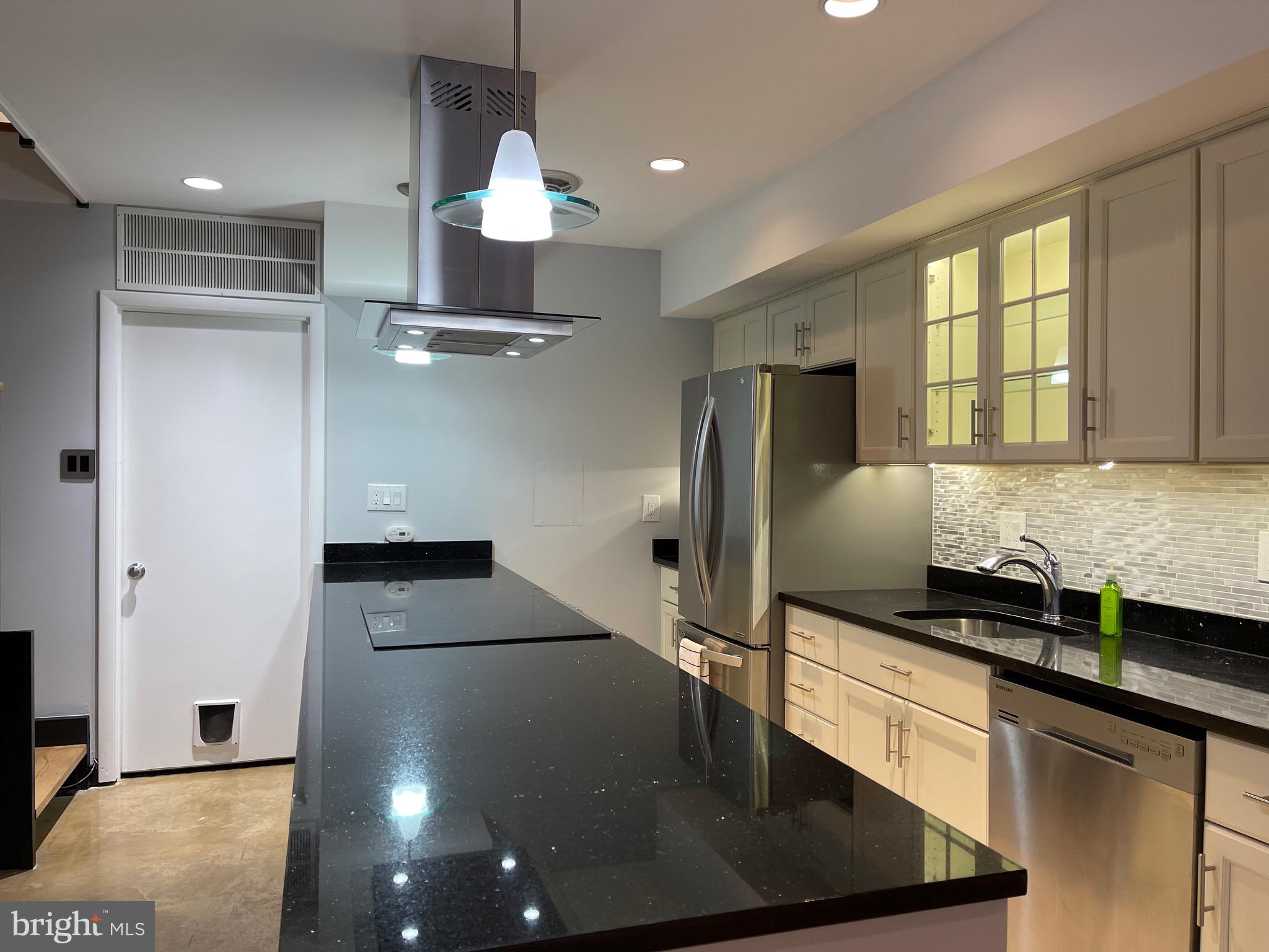 SW WATERFRONT - Residential Lease
