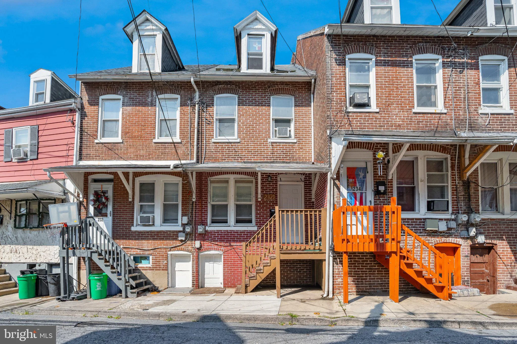 232 N Railroad Street