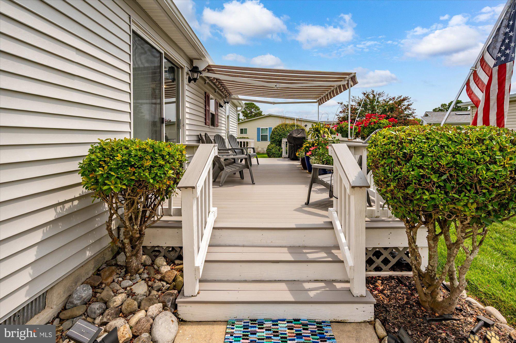 7 FISHERMANS DRIVE