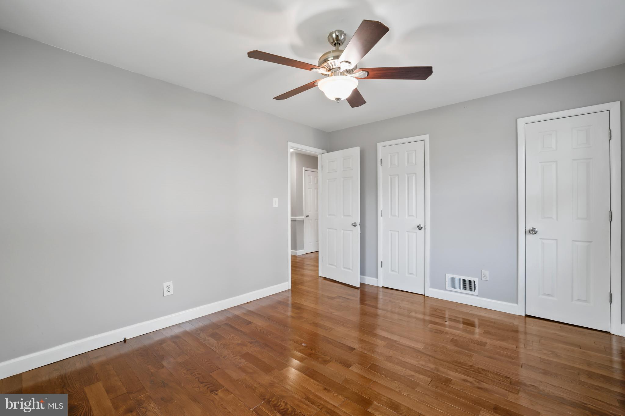 BURNT MILLS KNOLLS - Residential Lease