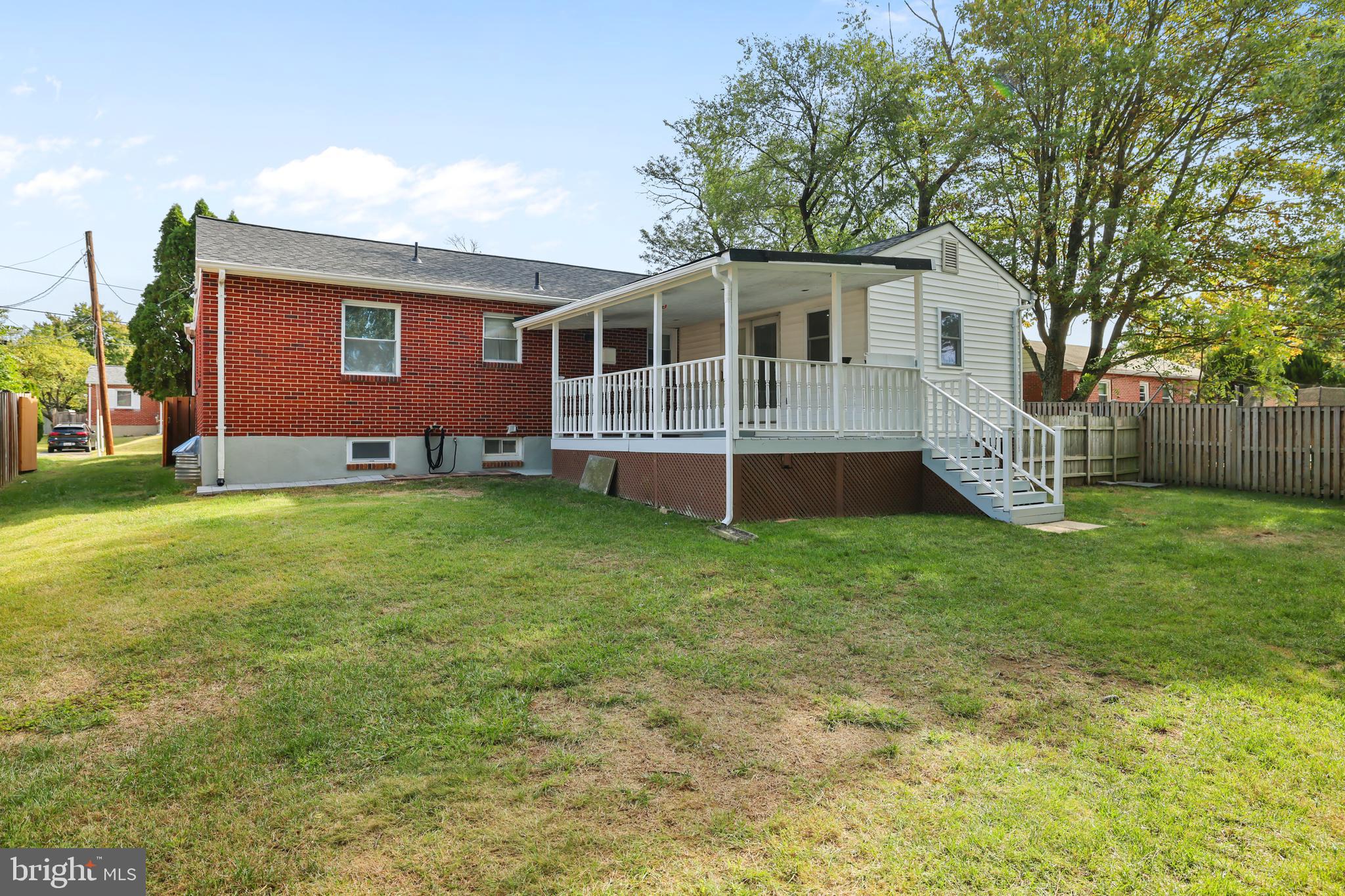 BURNT MILLS KNOLLS - Residential Lease