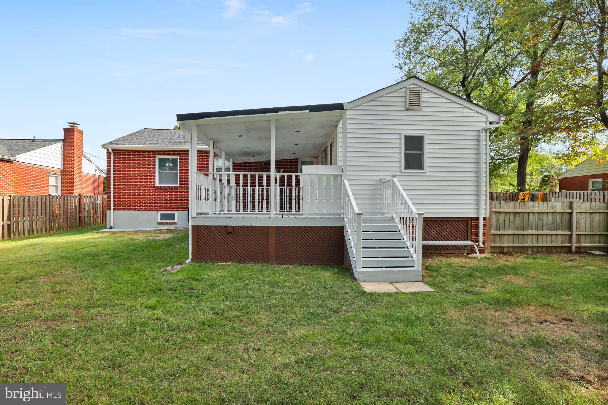 BURNT MILLS KNOLLS - Residential Lease