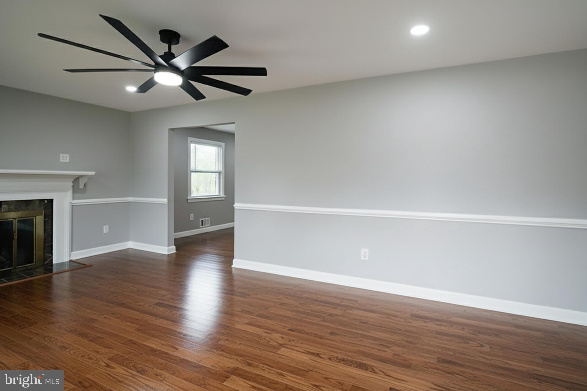 BURNT MILLS KNOLLS - Residential Lease