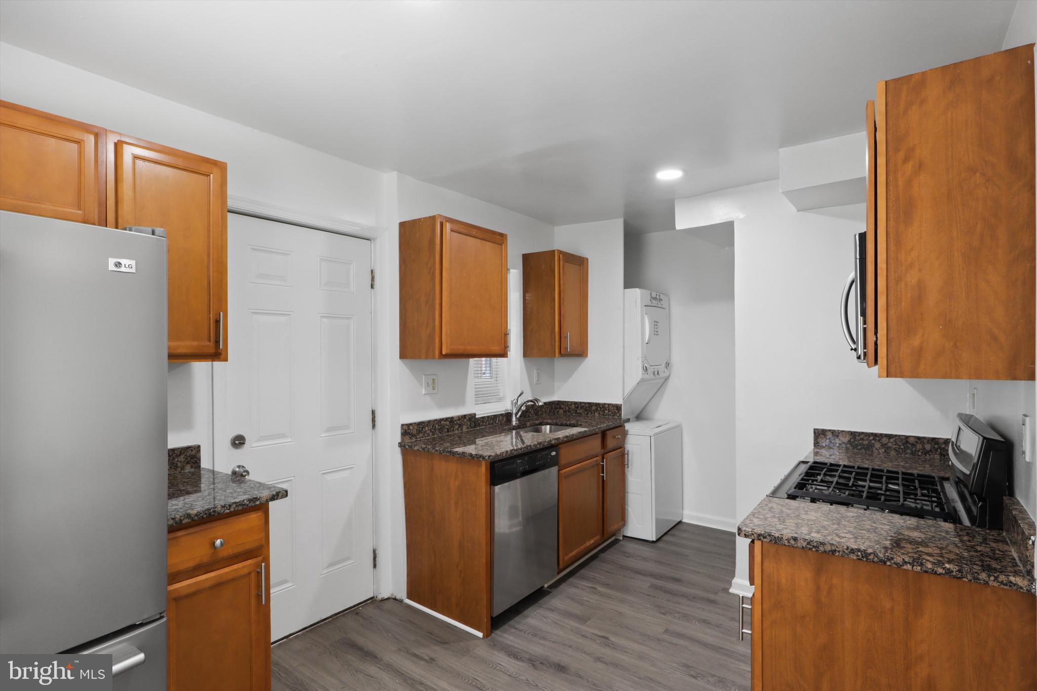 GREGORY FARMS - Residential