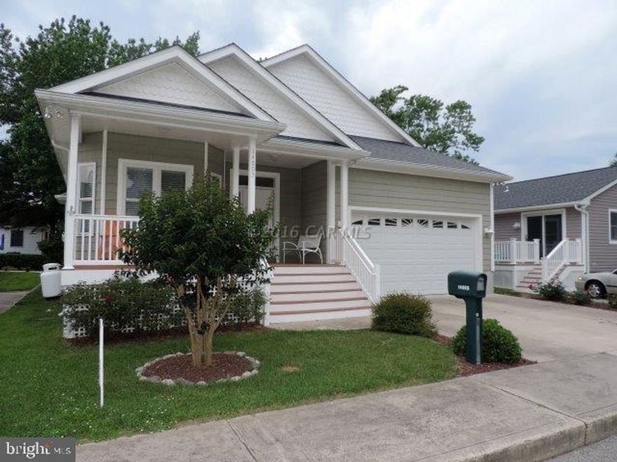 Absolutely Fabulous 3 Bedroom Home with 2 Car Garage. This Home has lots of Bells and Whistles. GEO THERMAL Heating. Hardwood Floors. Located in Caine Woods.