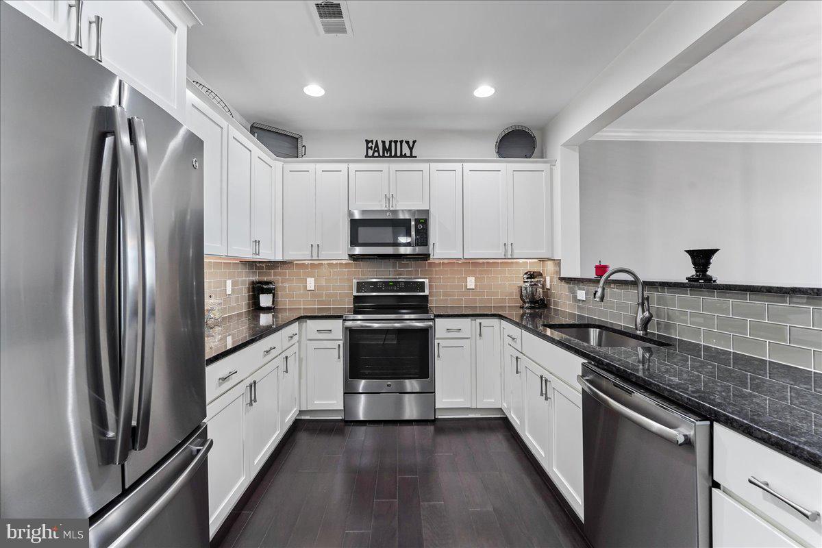 WESTTOWN RESERVE - Residential