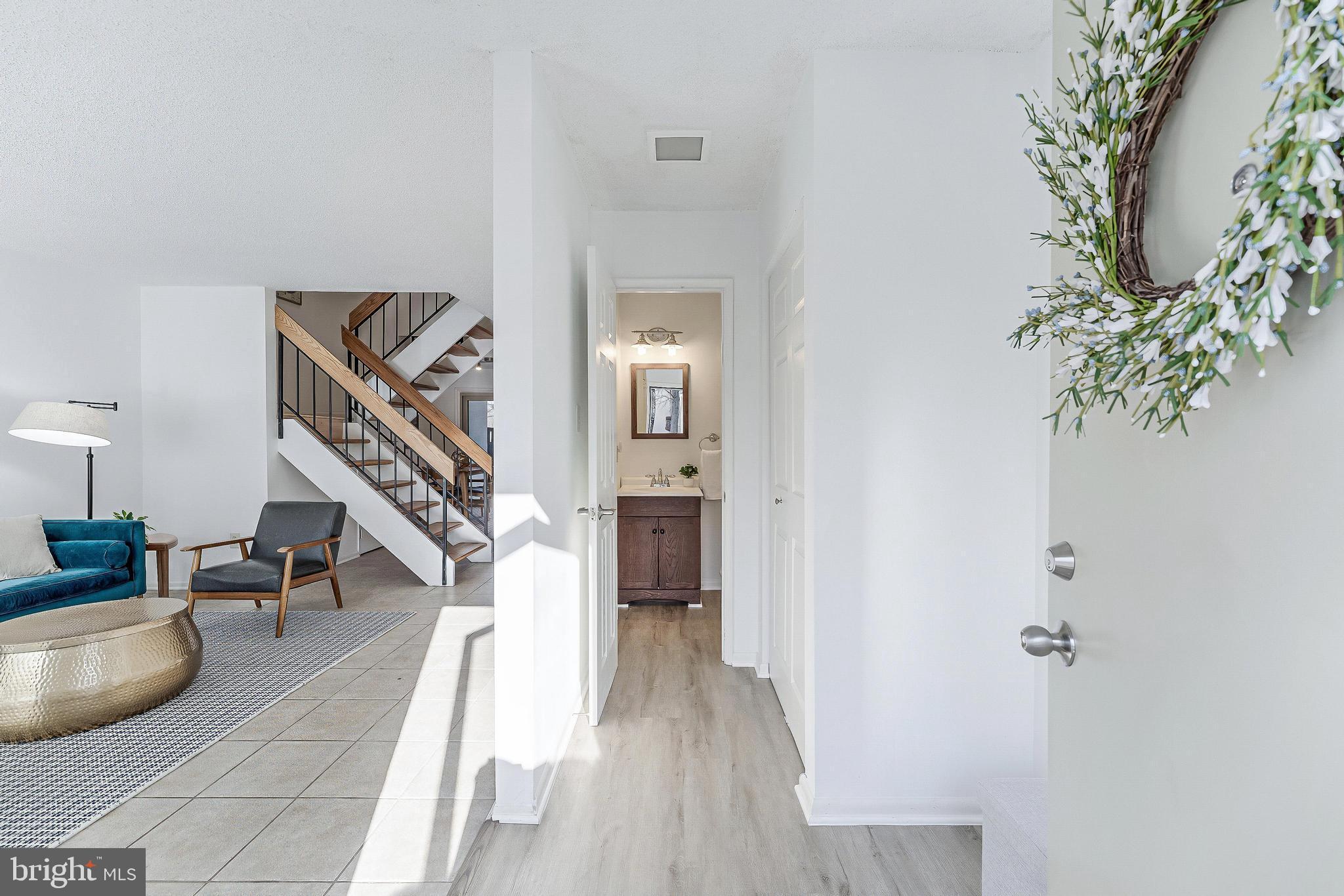 RESTON - Residential