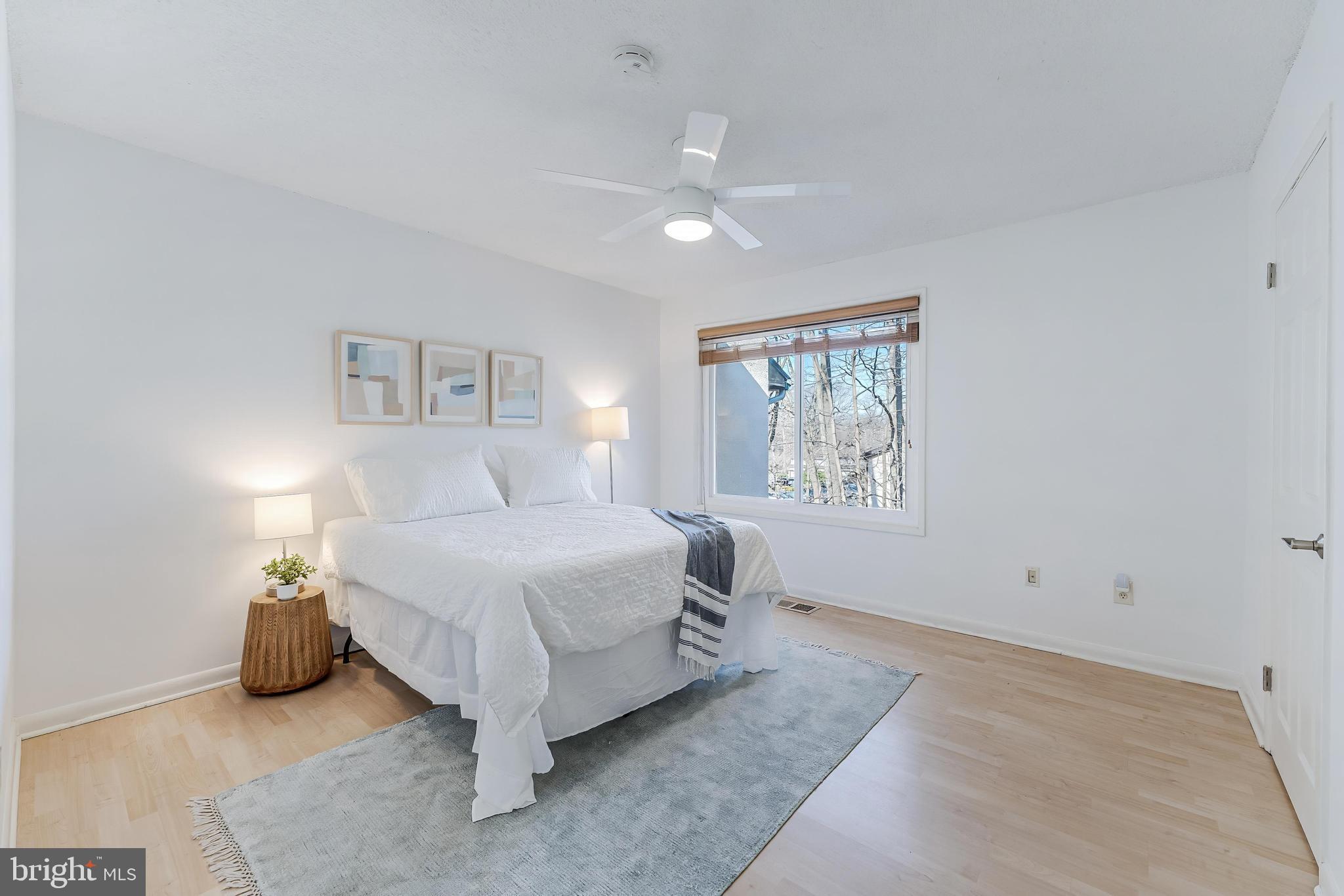 RESTON - Residential