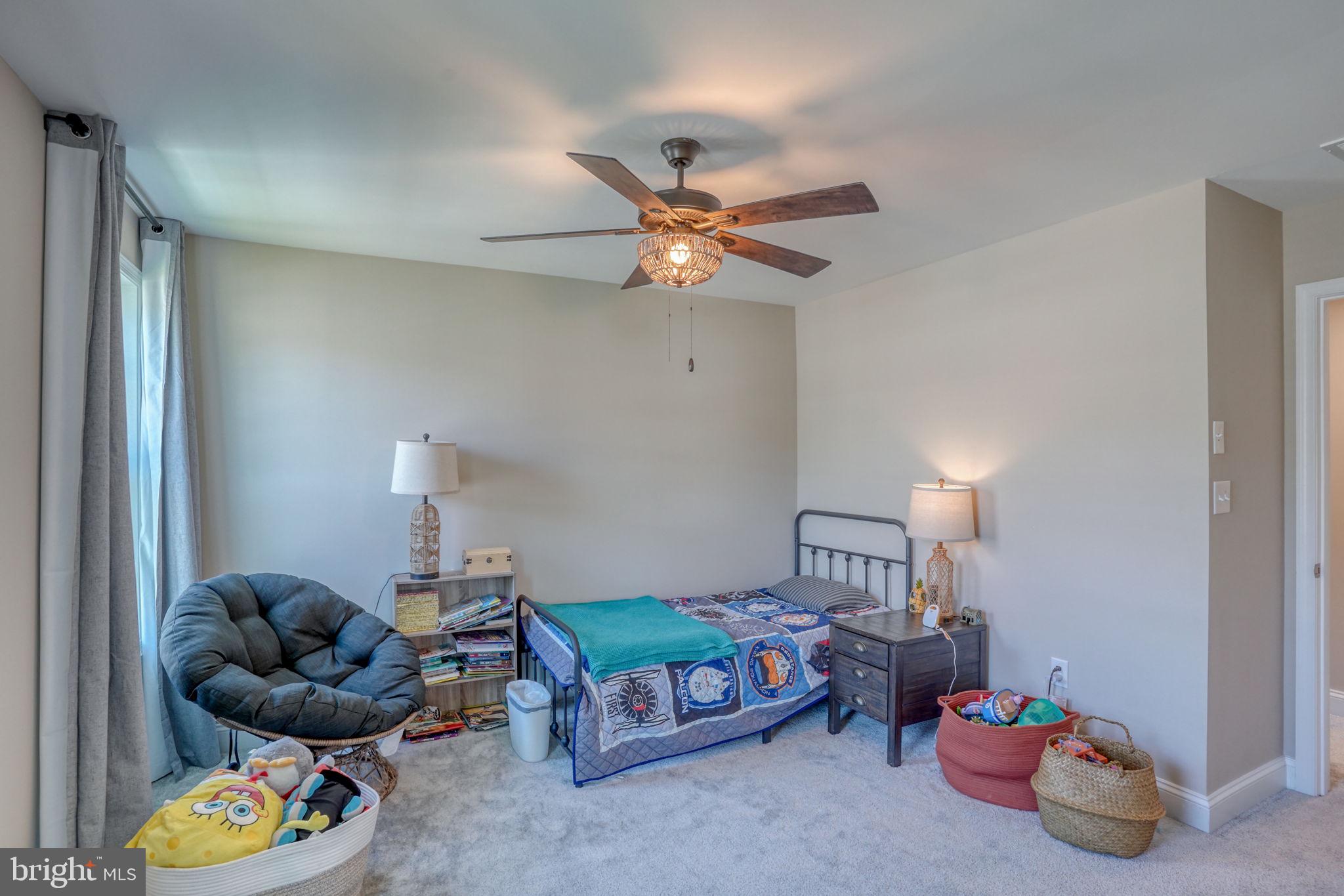 HAILEY'S GLEN - Residential