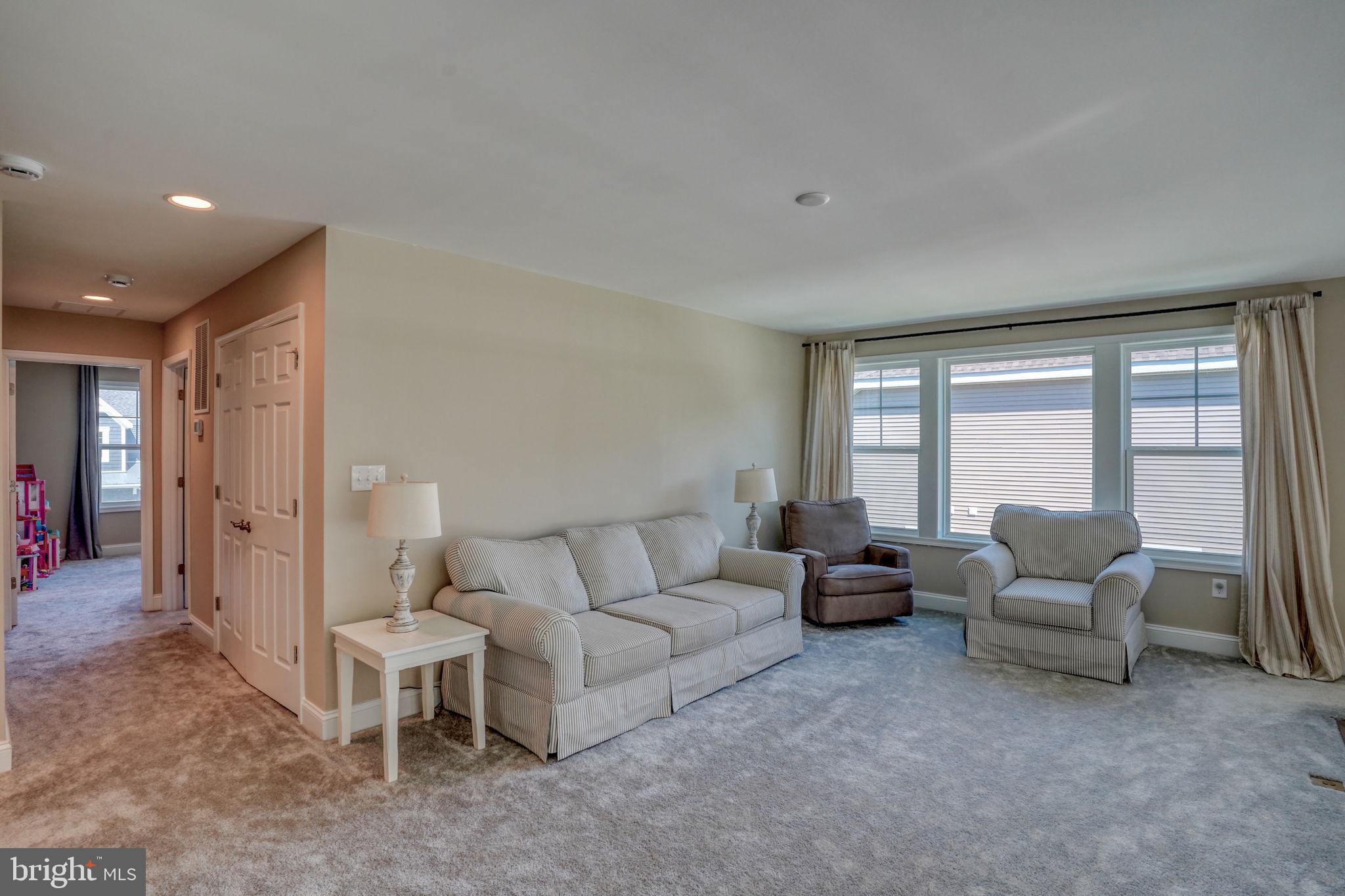 HAILEY'S GLEN - Residential