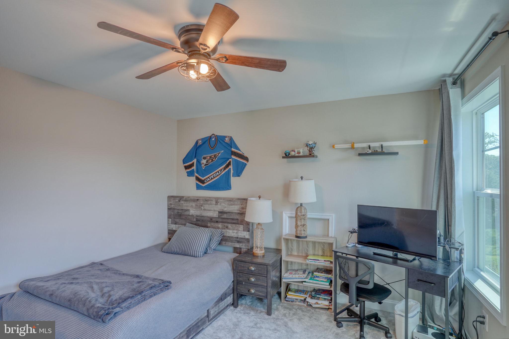 HAILEY'S GLEN - Residential
