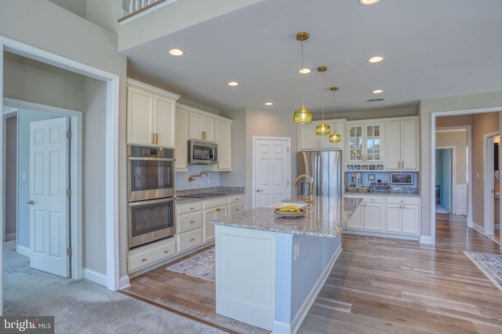 HAILEY'S GLEN - Residential