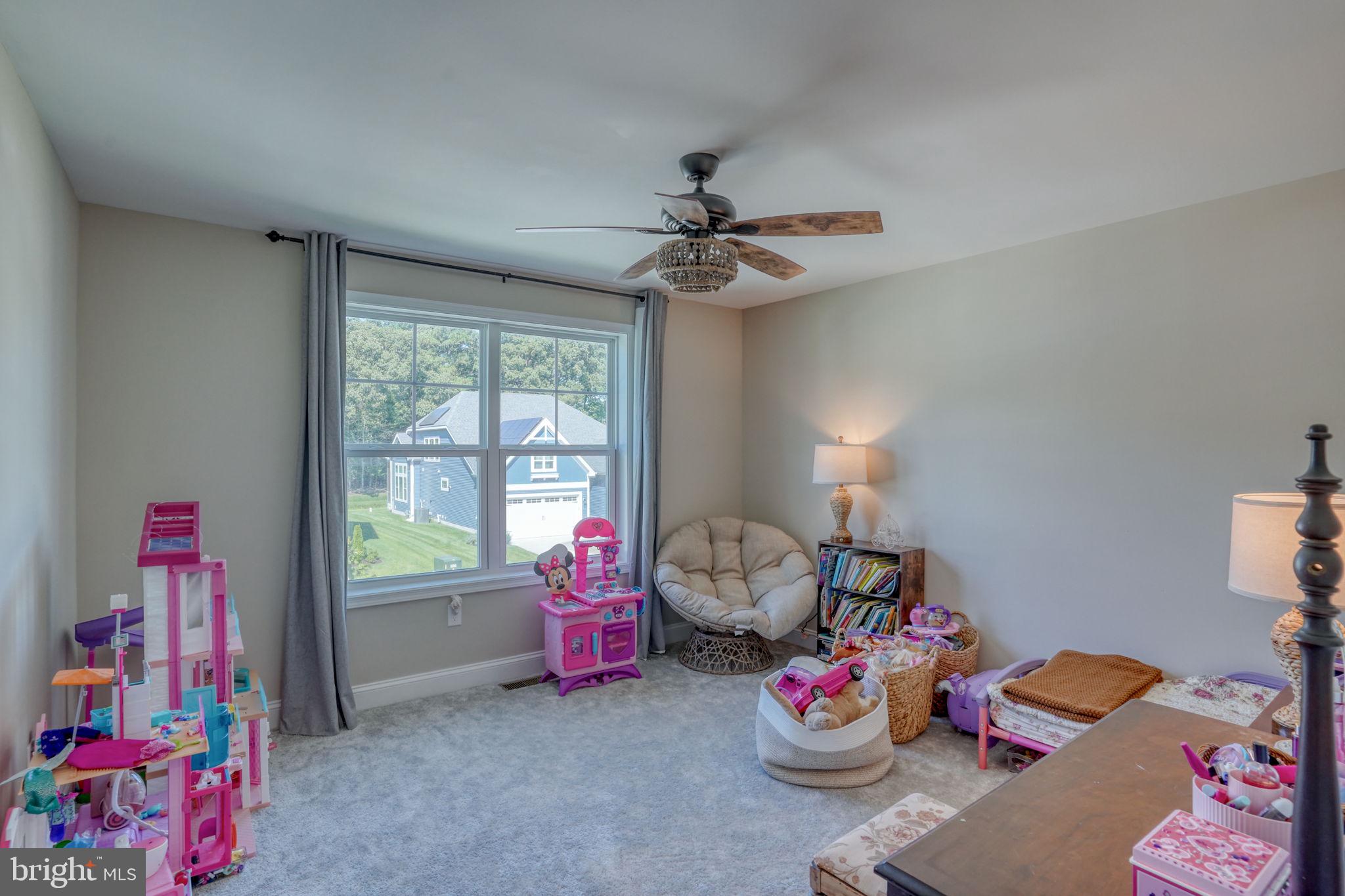 HAILEY'S GLEN - Residential