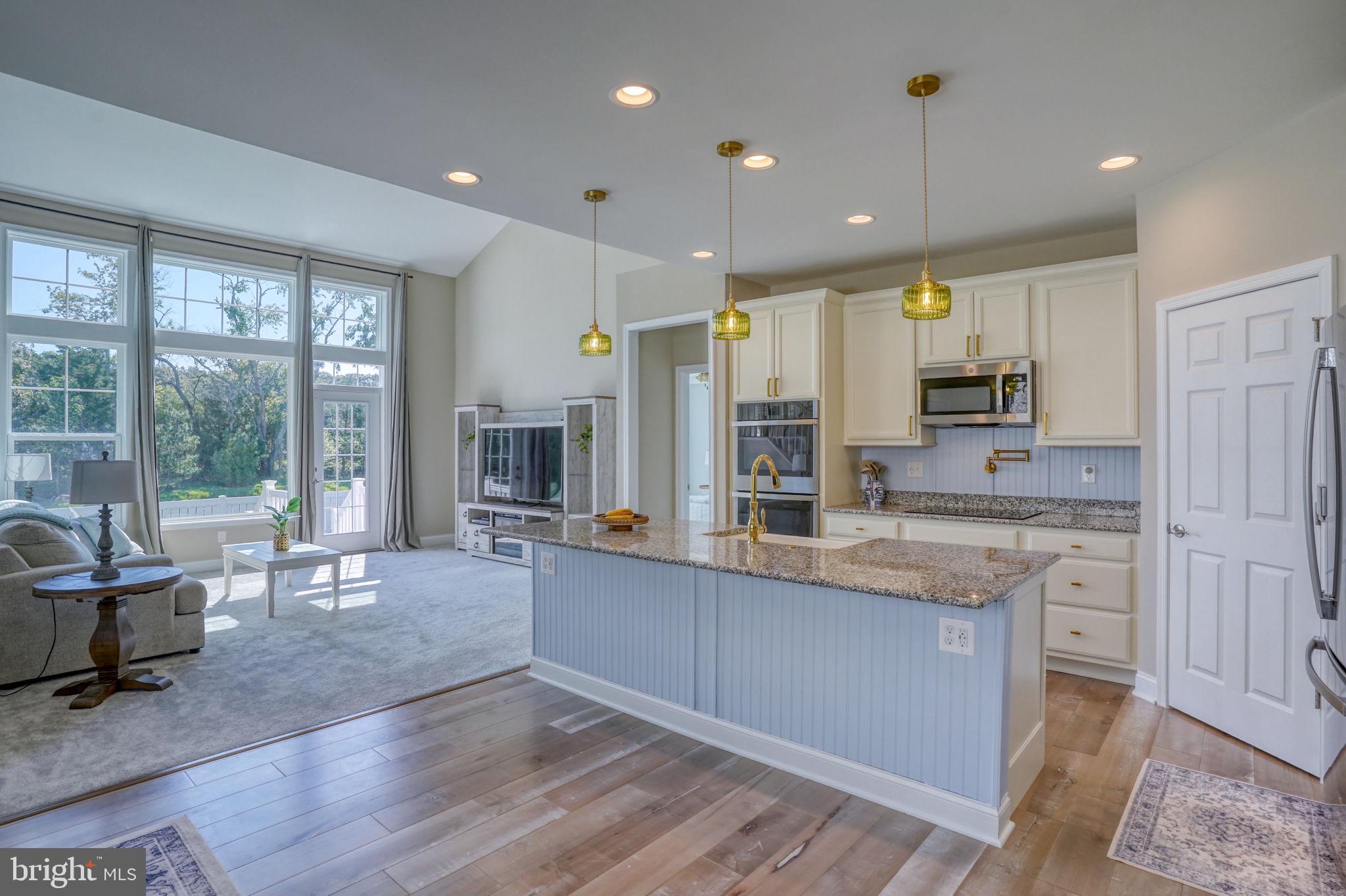 HAILEY'S GLEN - Residential