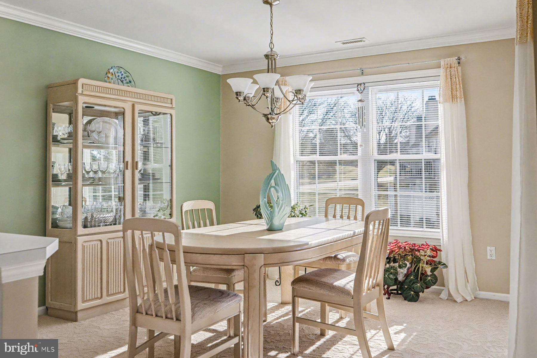 COUNTRY CROSSING - Residential