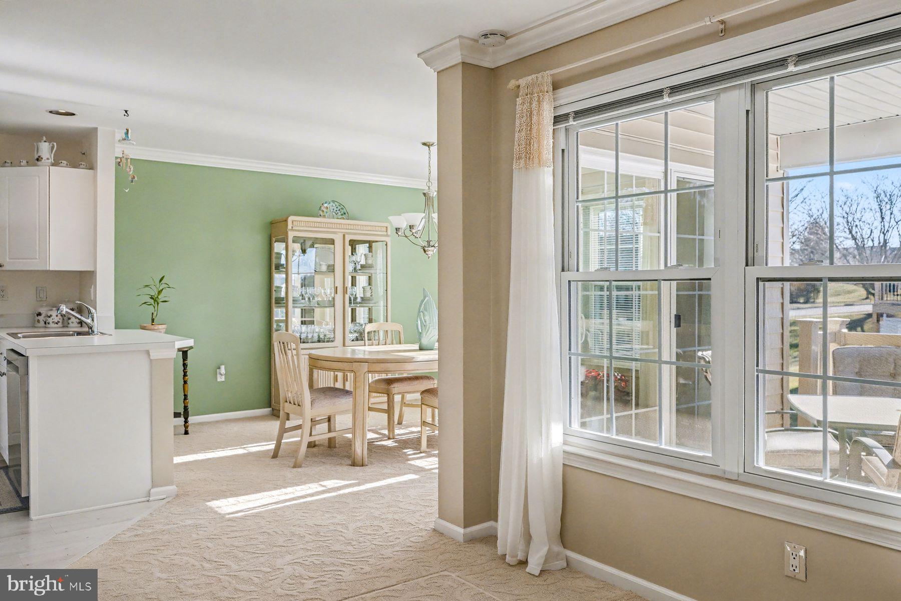 COUNTRY CROSSING - Residential