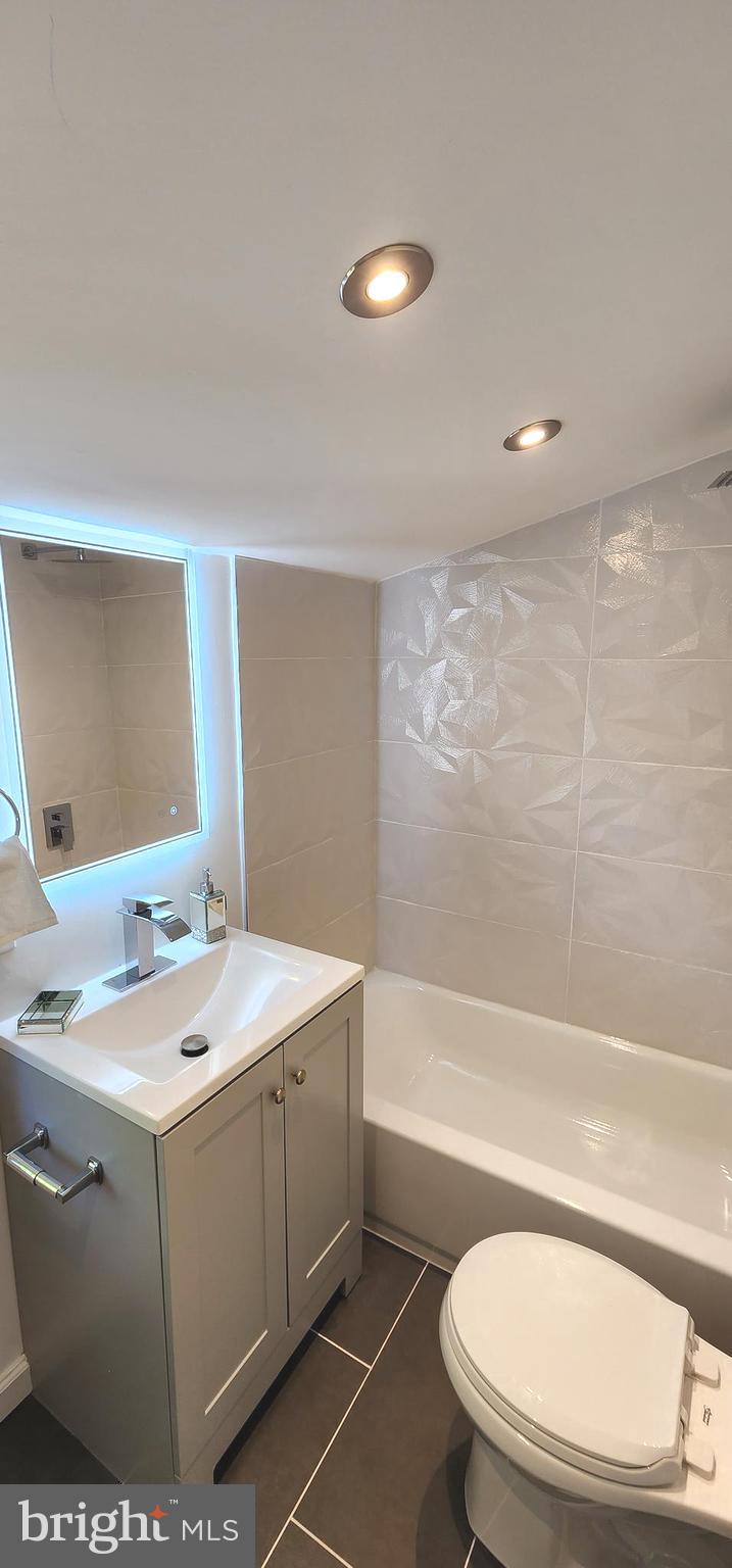 CAPITOL HEIGHTS - Residential