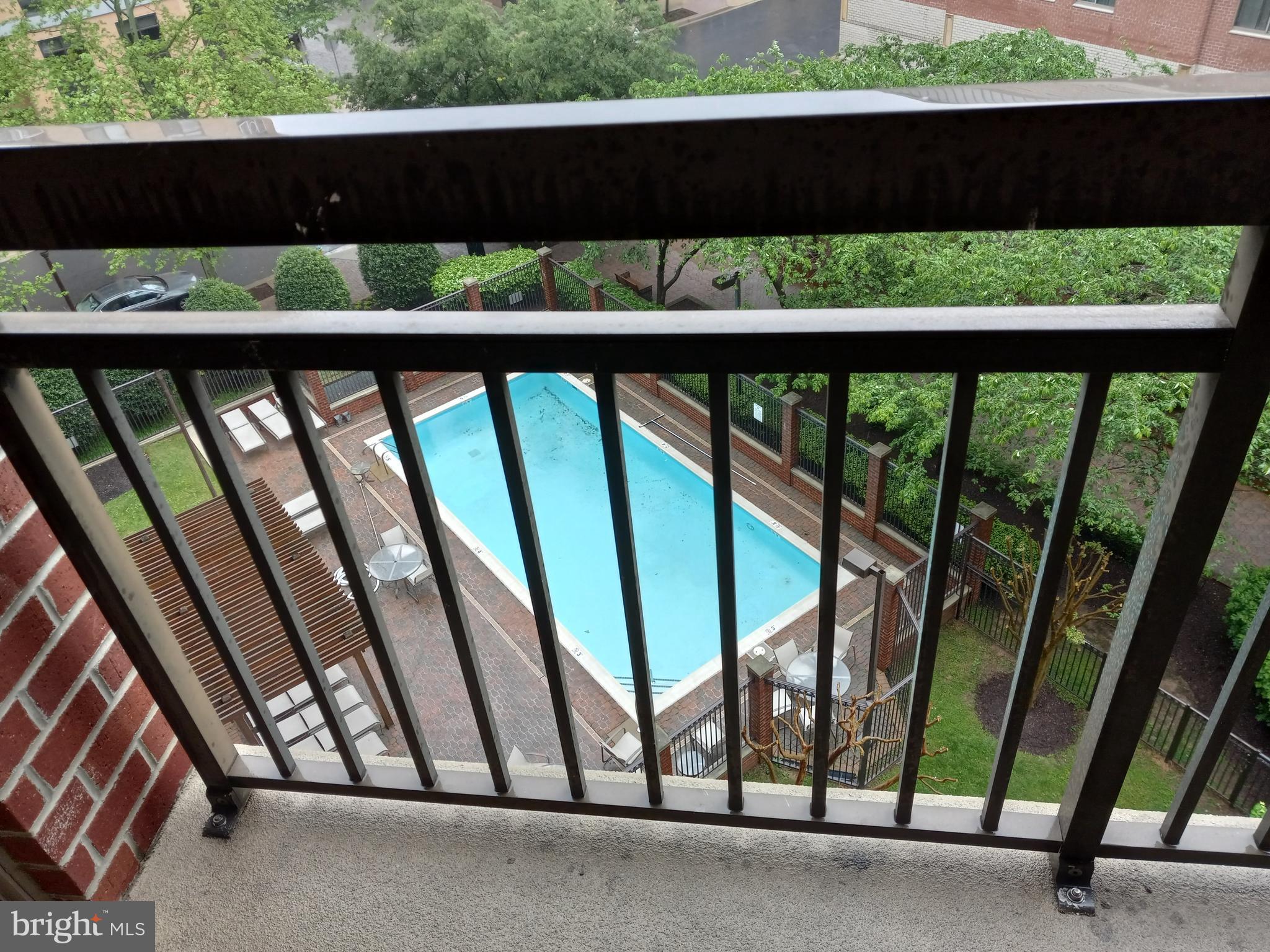 VIRGINIA SQUARE - Residential