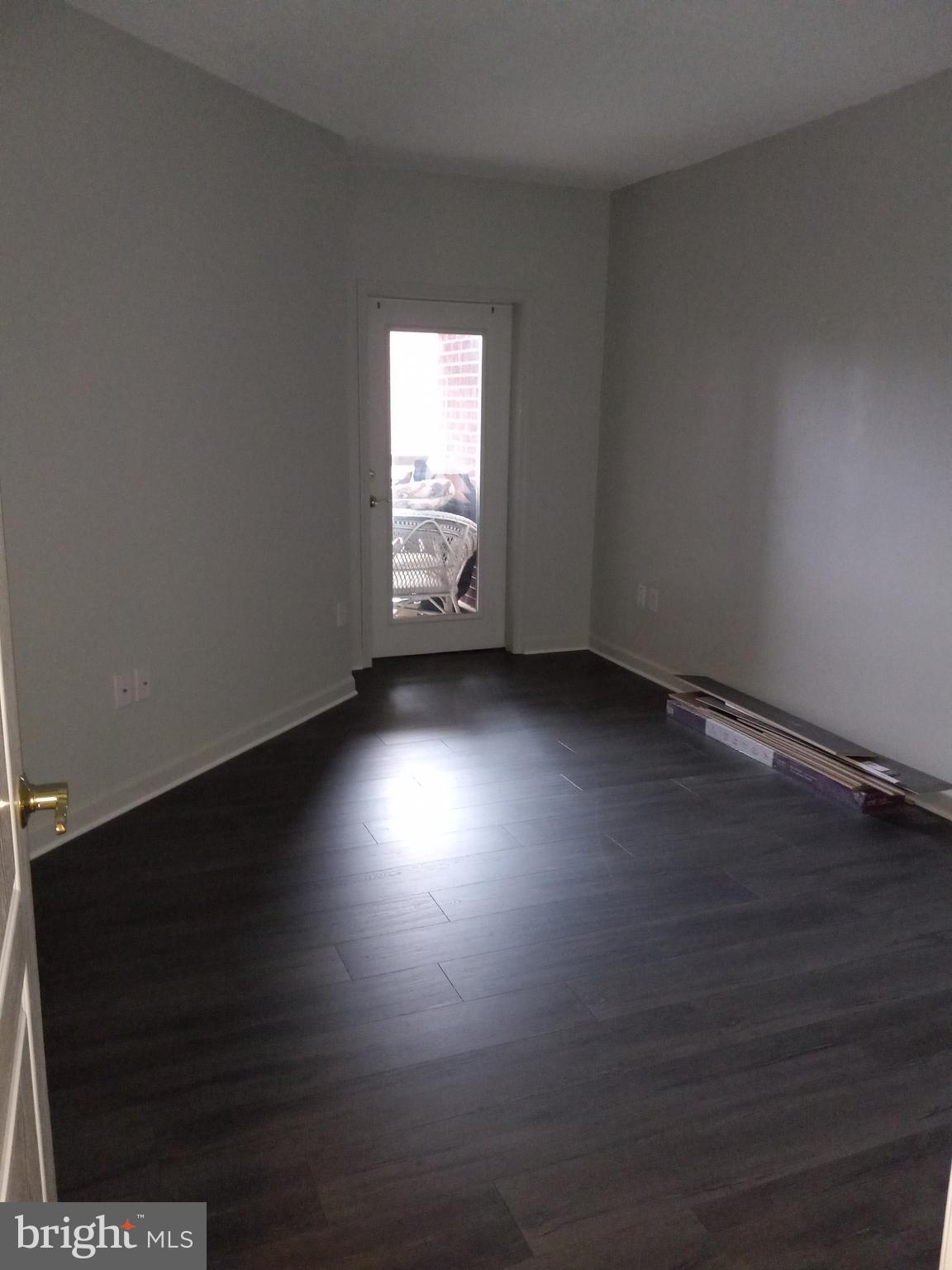 VIRGINIA SQUARE - Residential