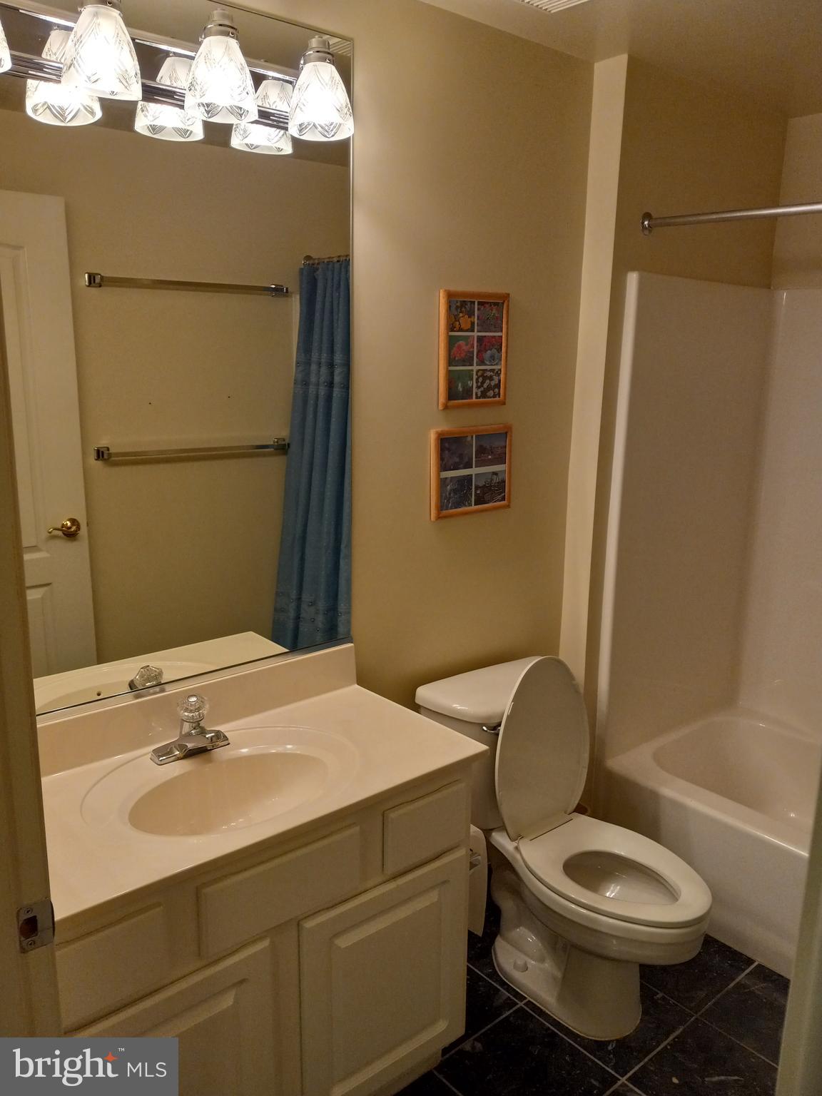 VIRGINIA SQUARE - Residential