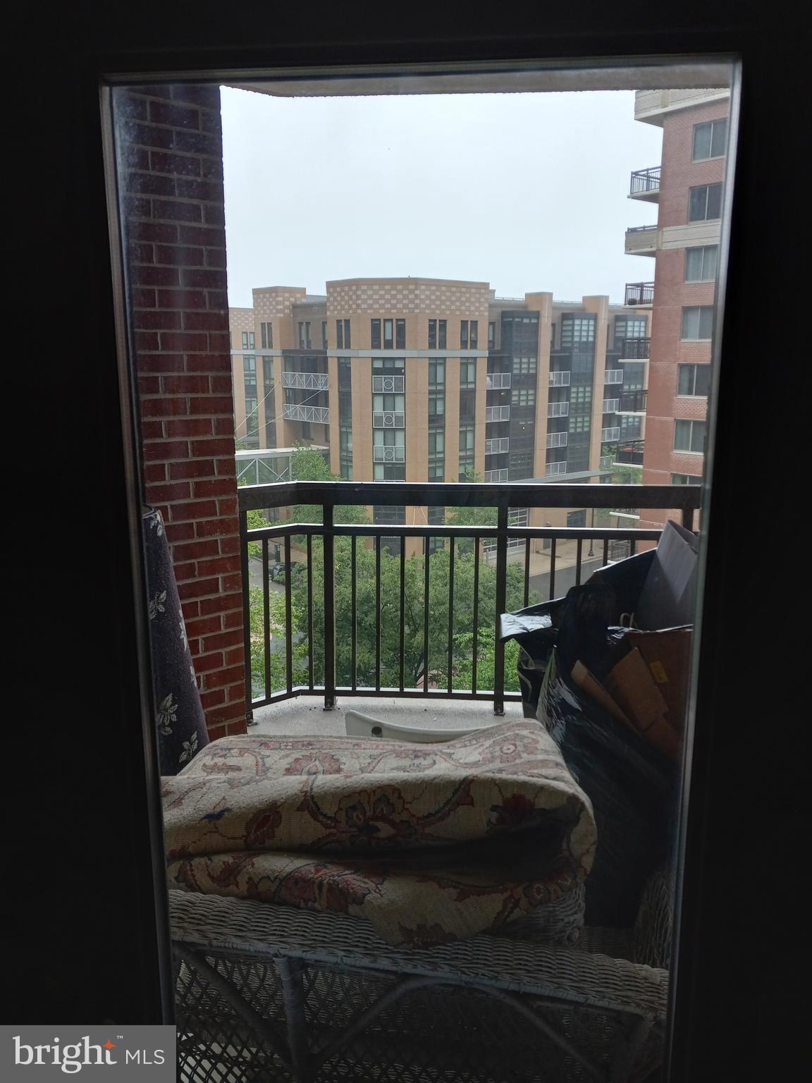 VIRGINIA SQUARE - Residential