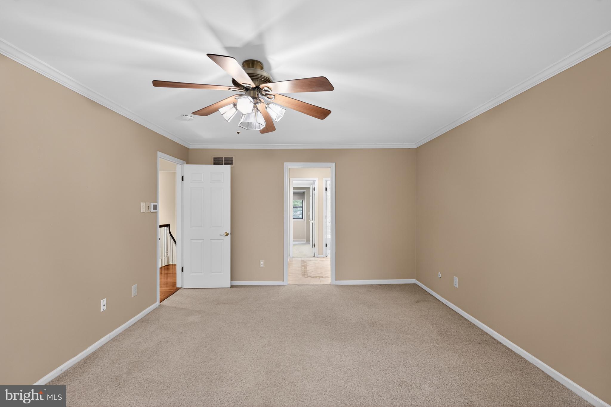 CHESTERBROOK/PONDS - Residential