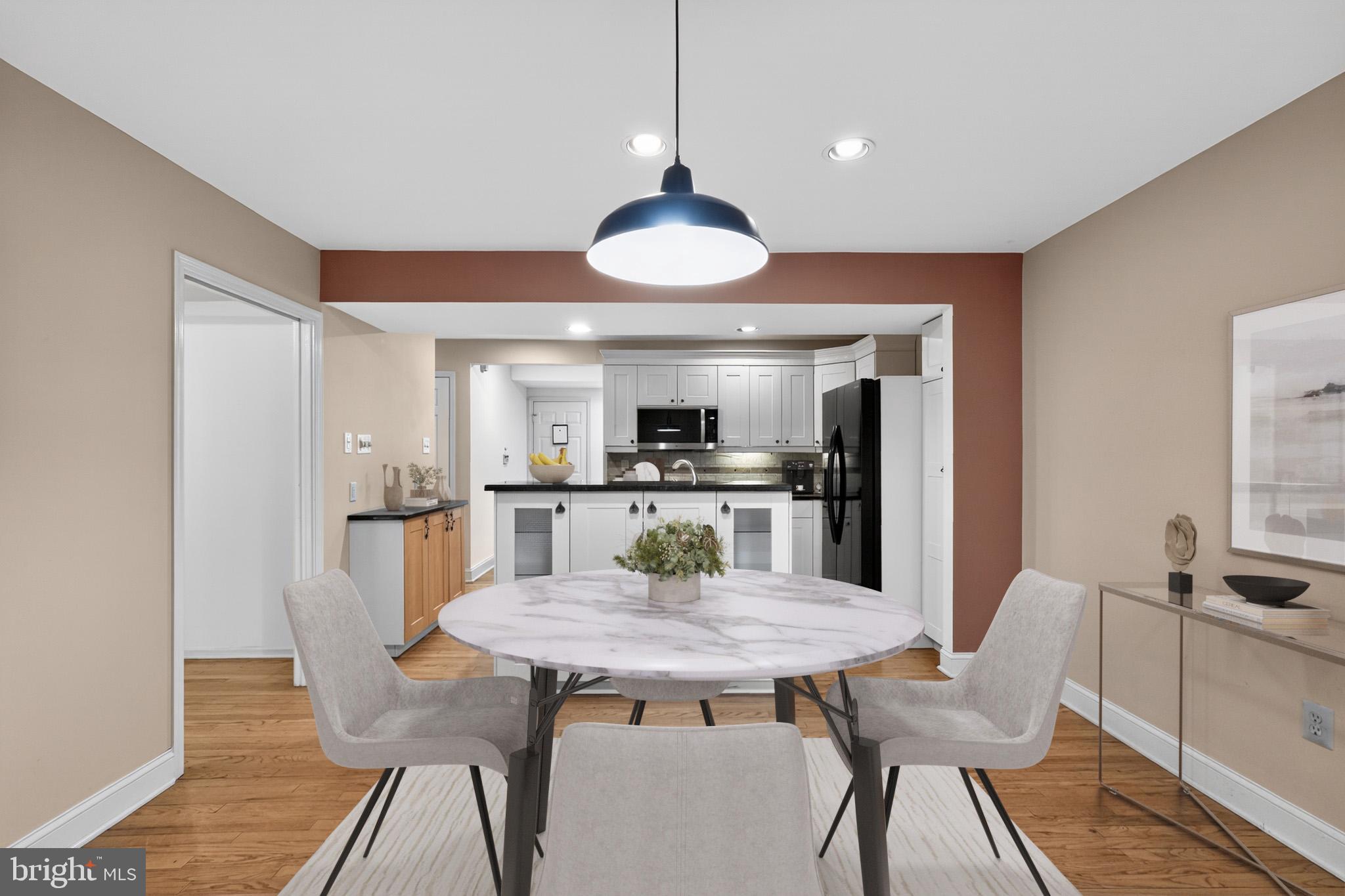 CHESTERBROOK/PONDS - Residential