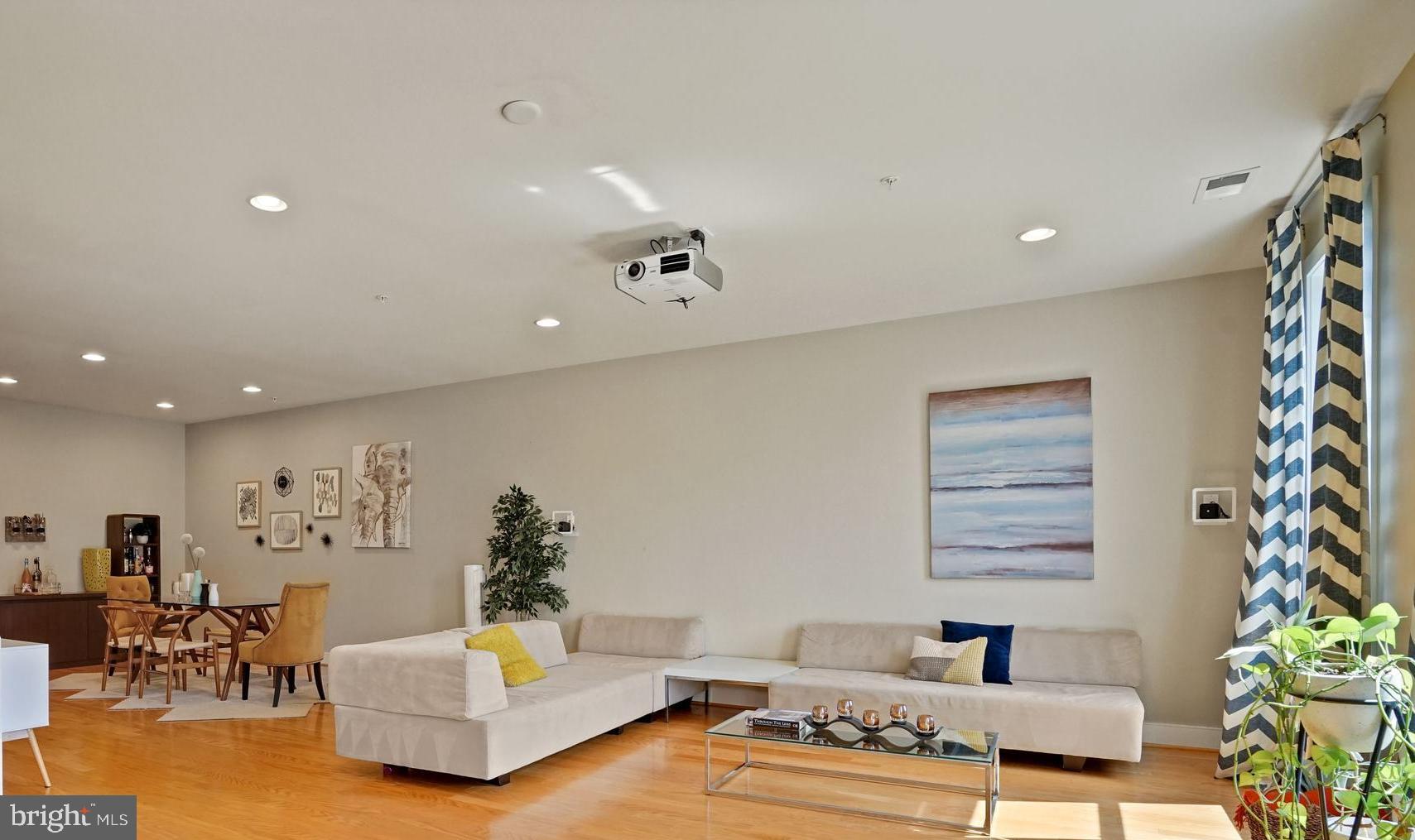 POTOMAC YARD - Residential Lease