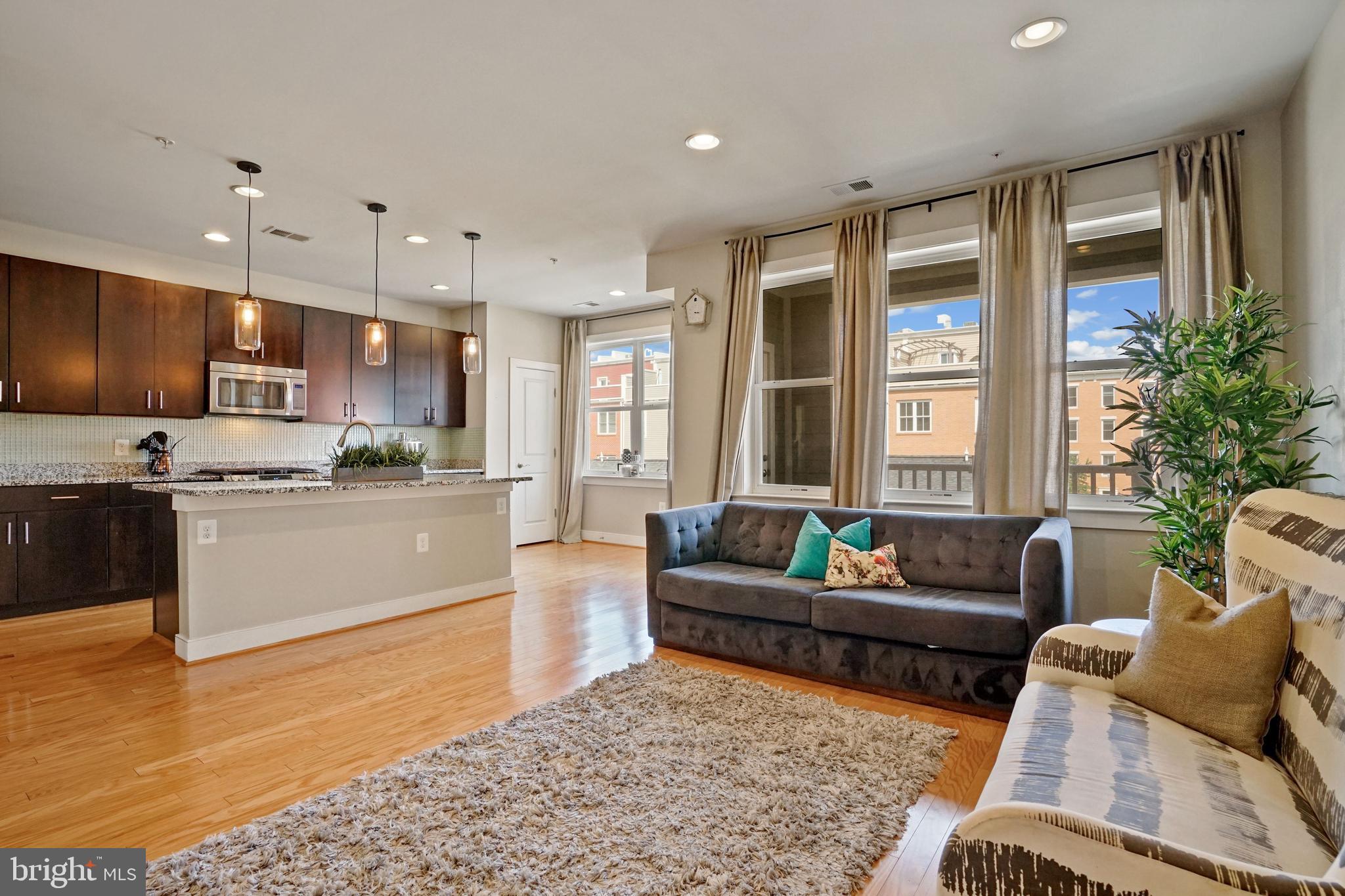 POTOMAC YARD - Residential Lease