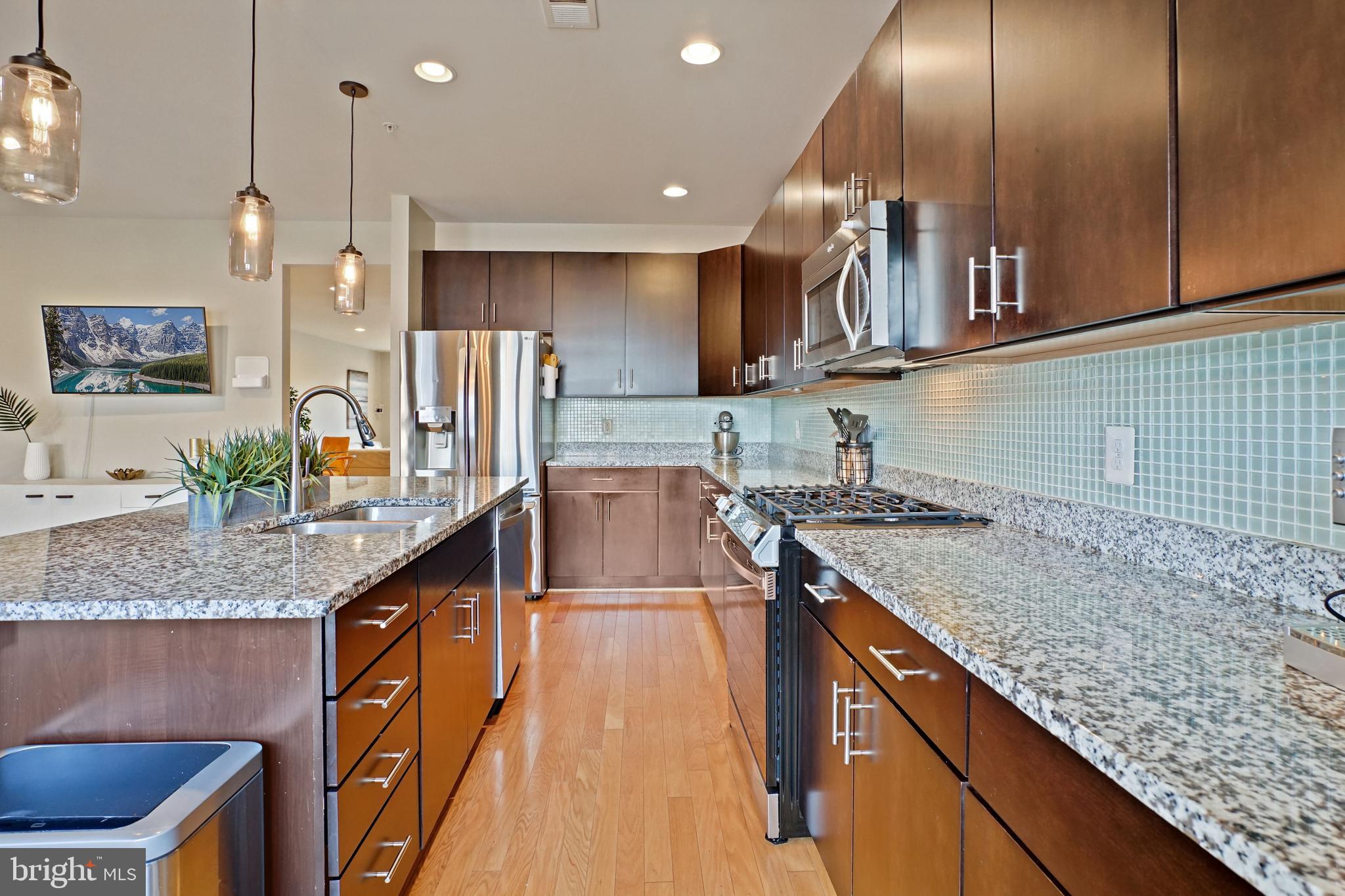 POTOMAC YARD - Residential Lease