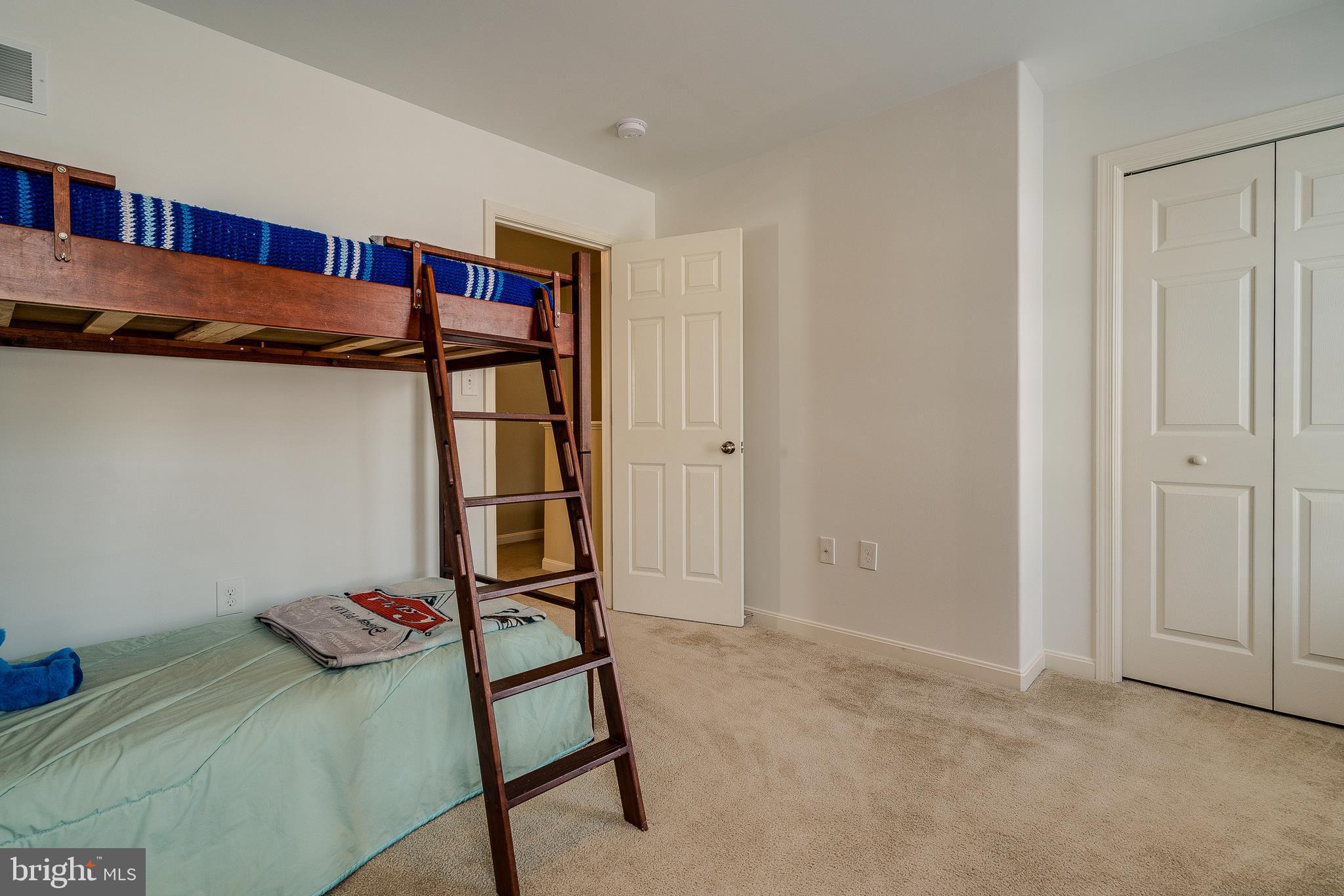 CHAMBERS POINTE - Residential